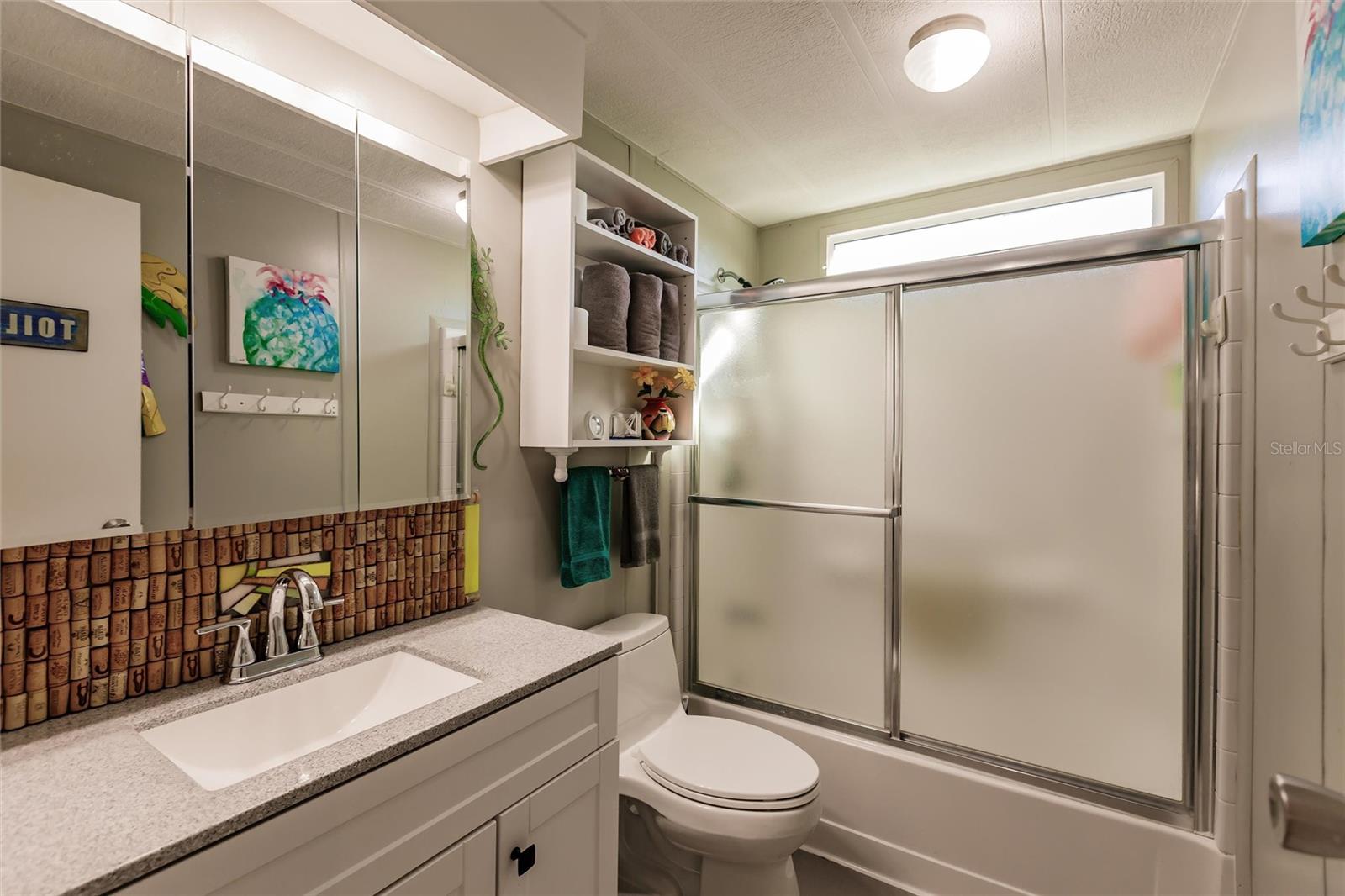 203 PALM AIR DR, OSPREY, FL, 34229