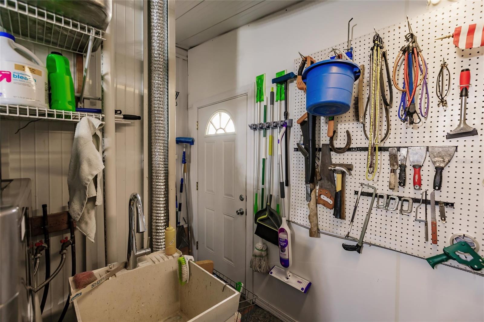 203 PALM AIR DR, OSPREY, FL, 34229