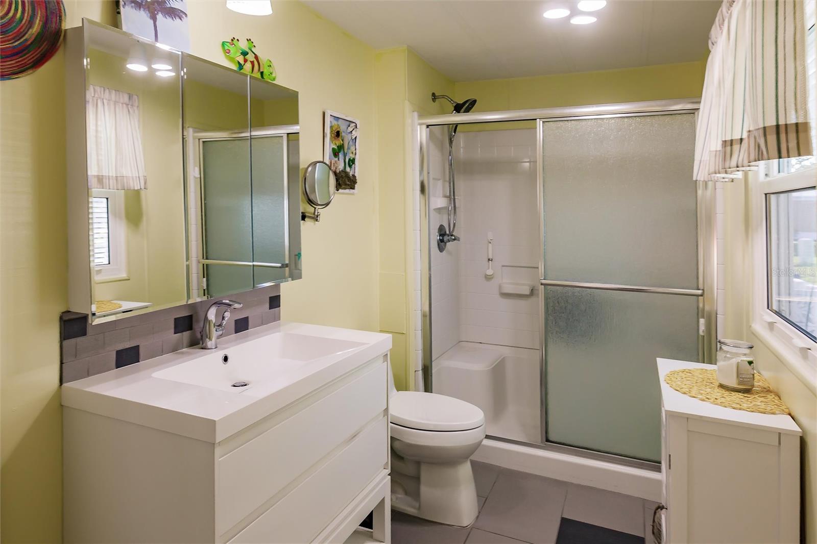 203 PALM AIR DR, OSPREY, FL, 34229