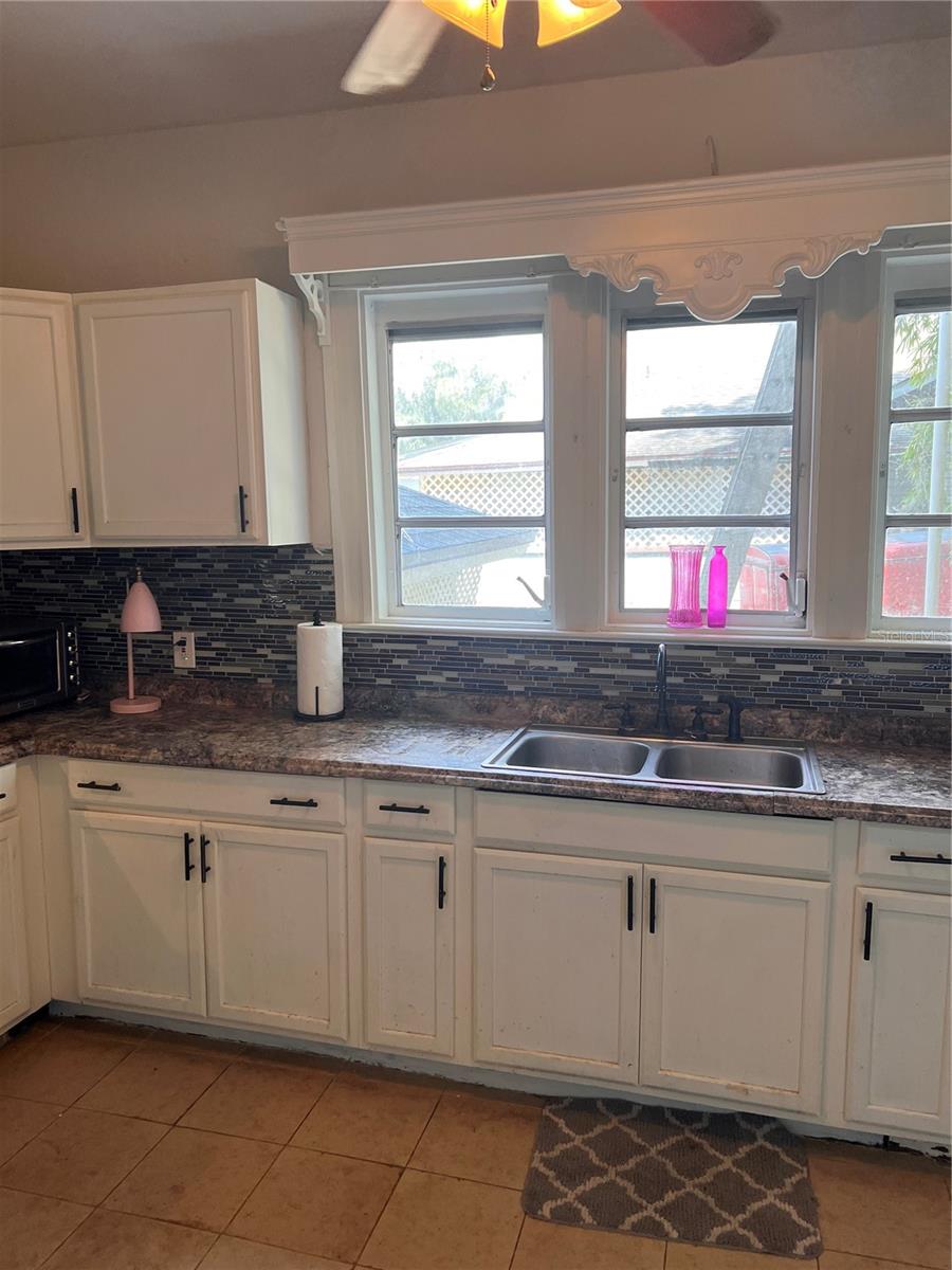 121 E PINE ST, ARCADIA, FL, 34266