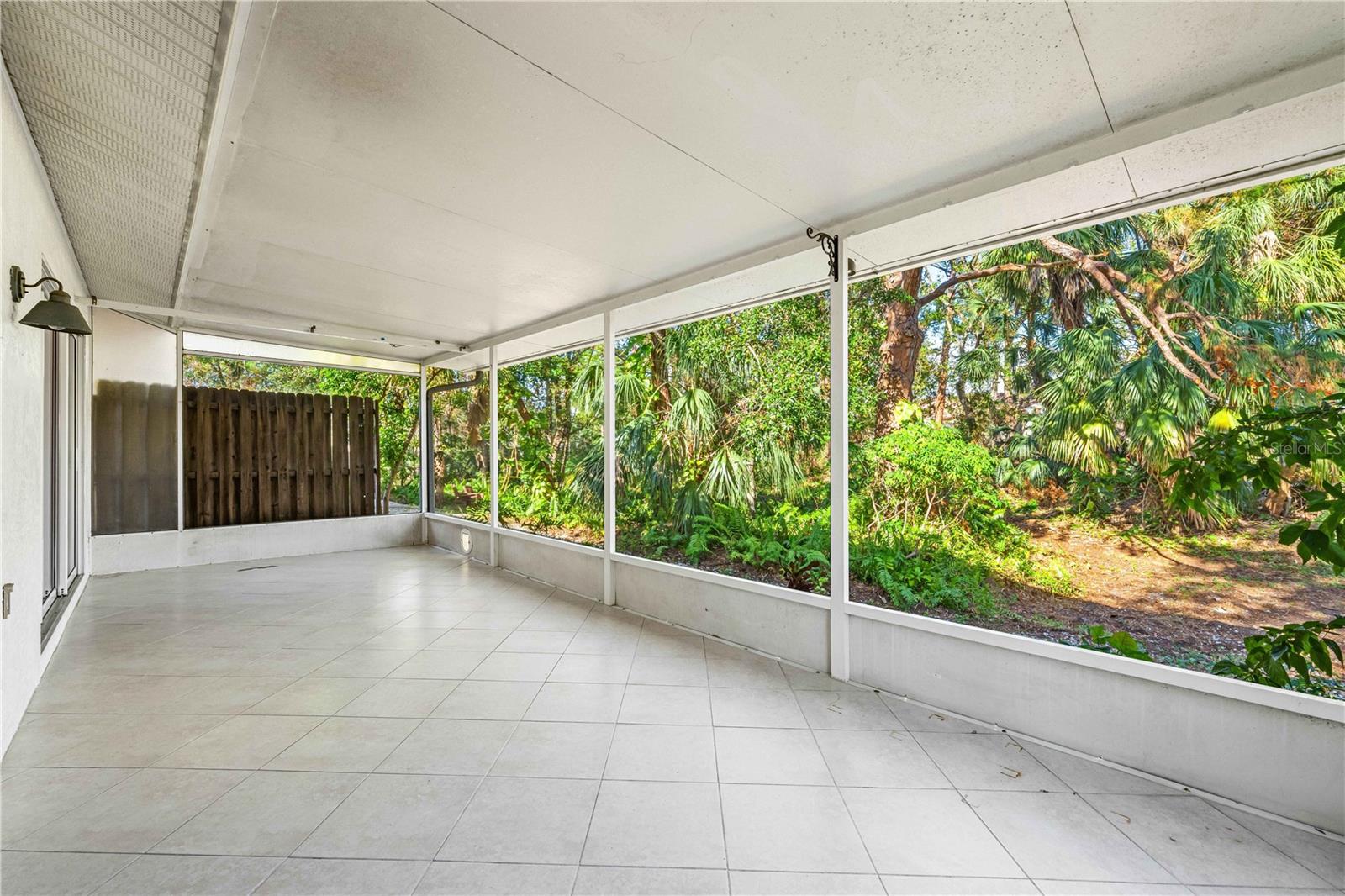 630 N JEFFERSON AVE #19, SARASOTA, FL, 34237