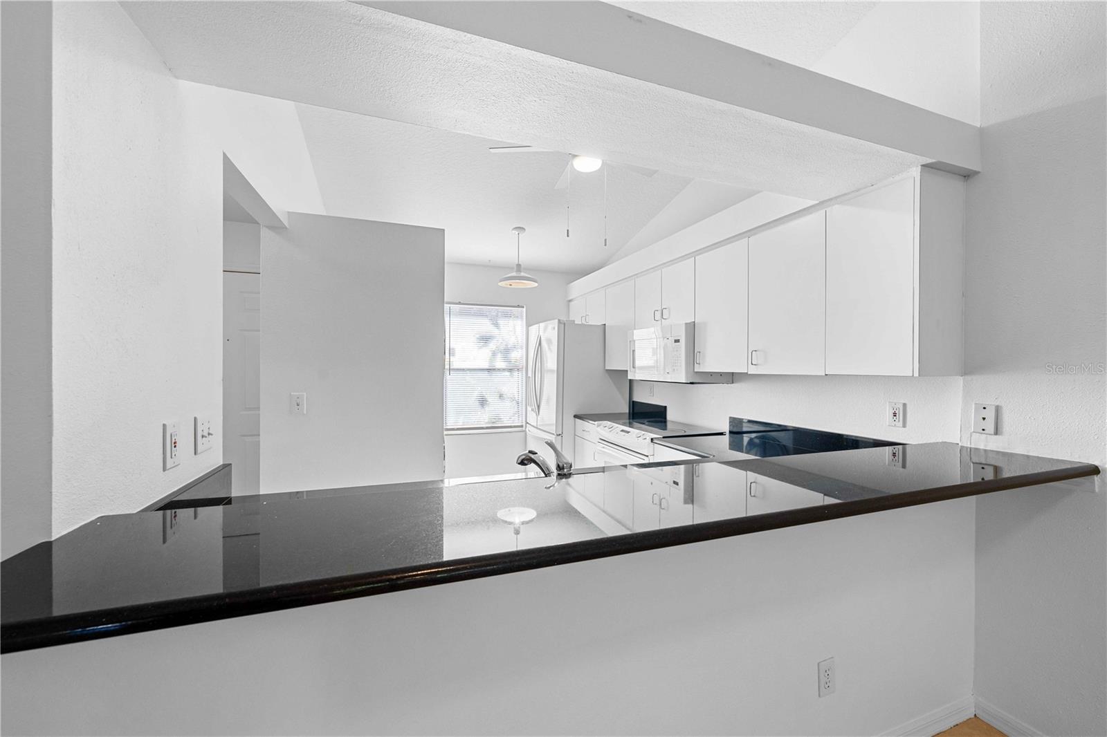 630 N JEFFERSON AVE #19, SARASOTA, FL, 34237