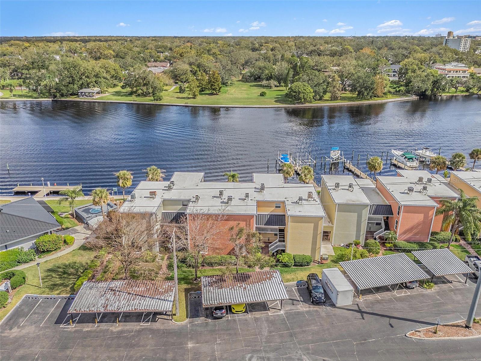 2424 W TAMPA BAY BLVD #D203, TAMPA, FL, 33607