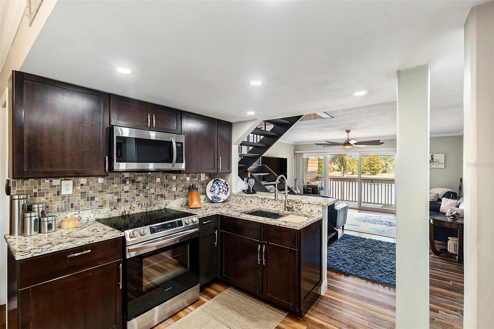 2424 W TAMPA BAY BLVD #D203, TAMPA, FL, 33607