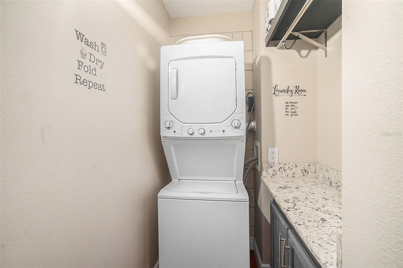 2424 W TAMPA BAY BLVD #D203, TAMPA, FL, 33607