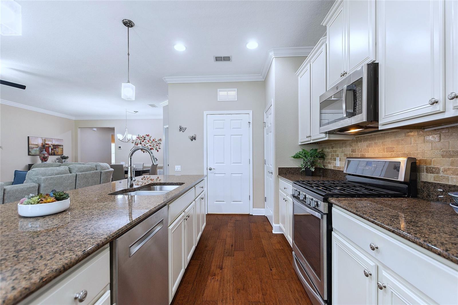 101 LA CRESTA CT, DAVENPORT, FL, 33837