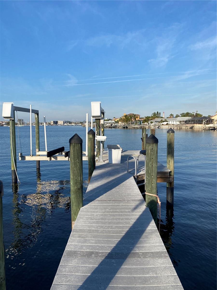 6310 COCOA LN, APOLLO BEACH, FL, 33572