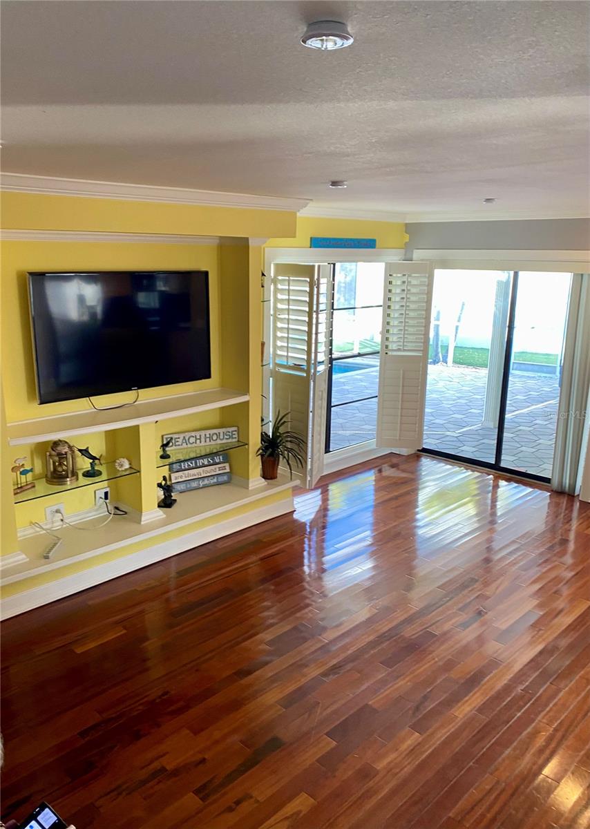 6310 COCOA LN, APOLLO BEACH, FL, 33572