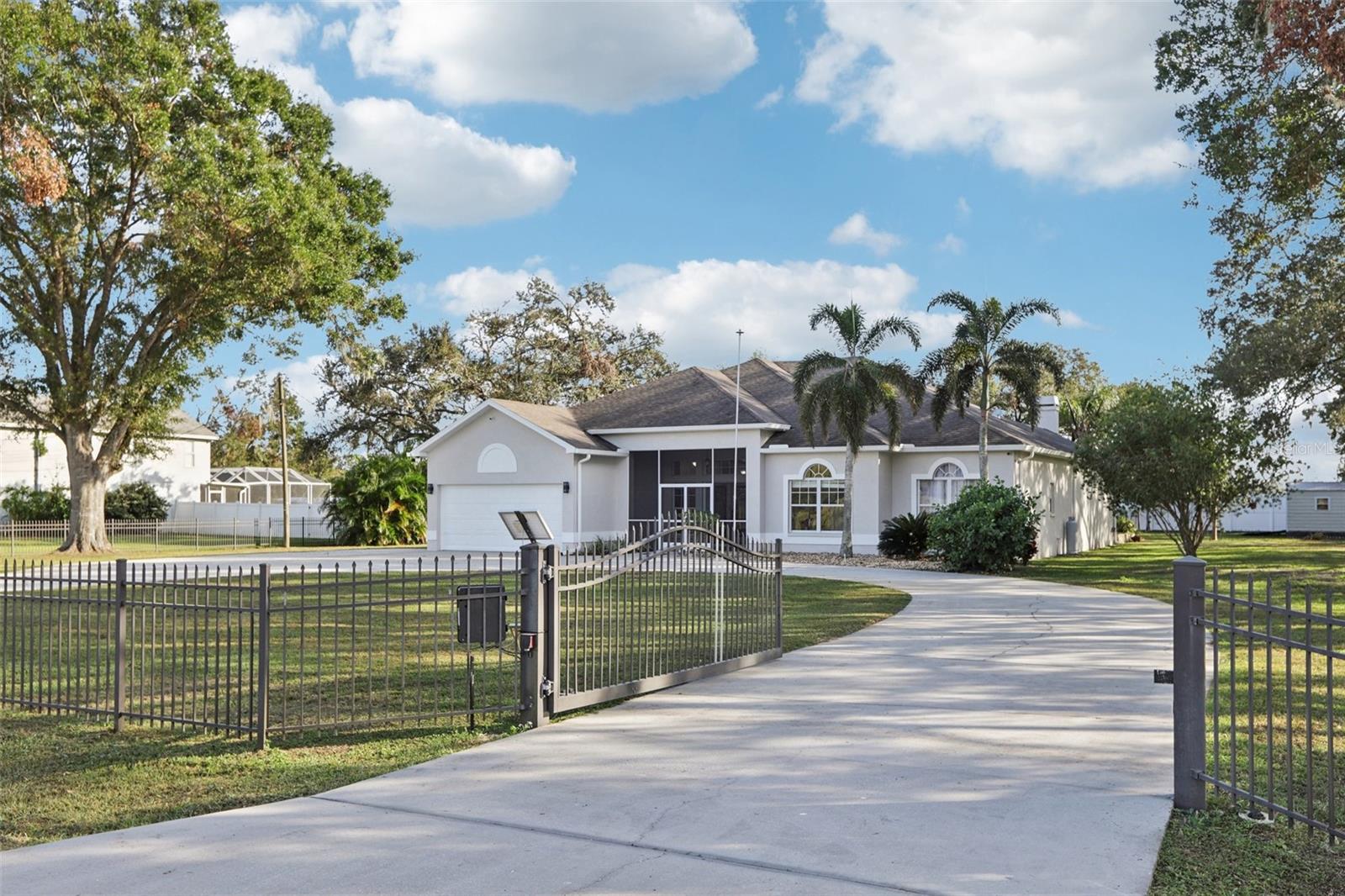 6411 BARTON RD, PLANT CITY, FL, 33565