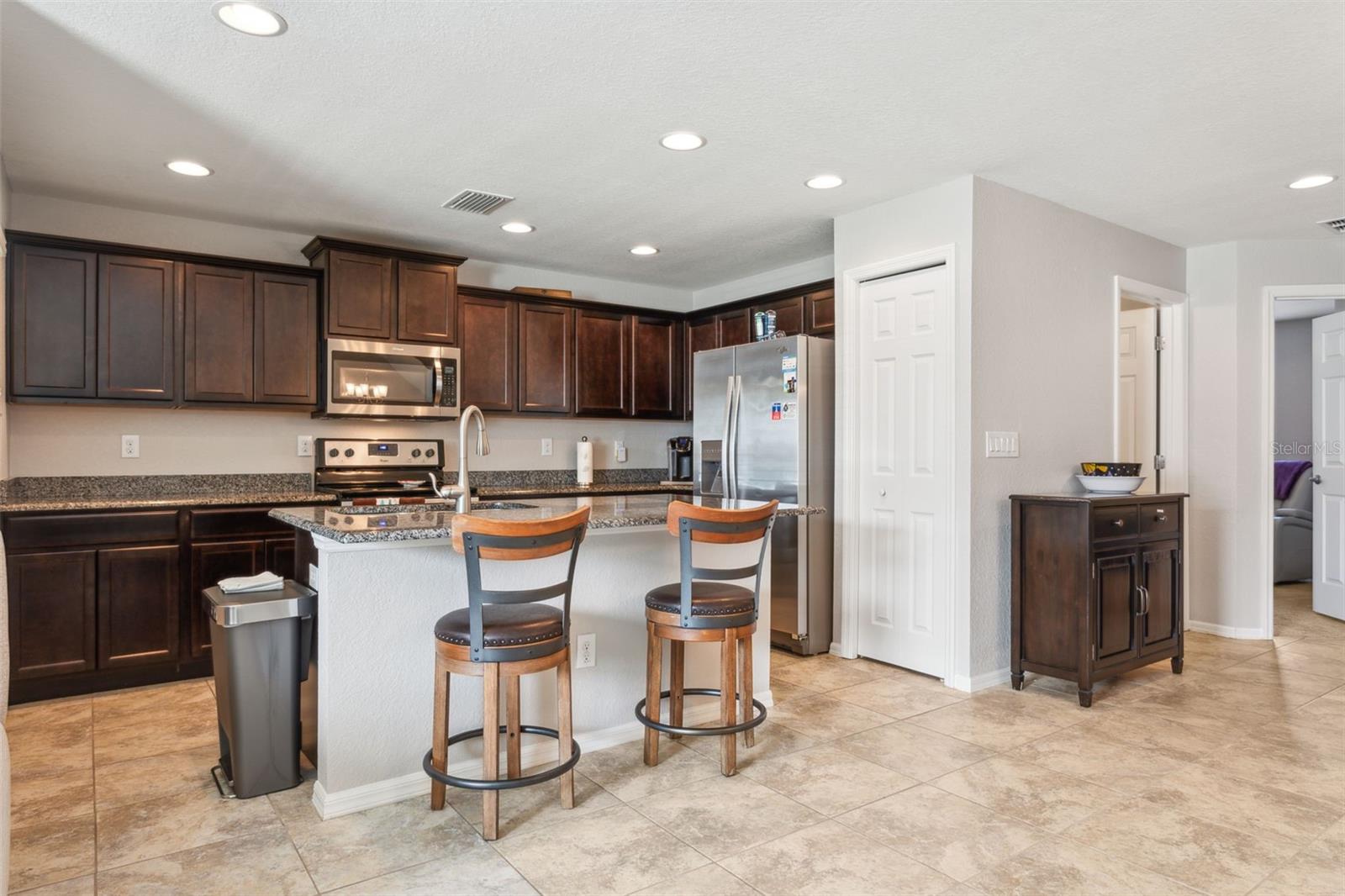 27536 DESERT WILLOW WAY, WESLEY CHAPEL, FL, 33544