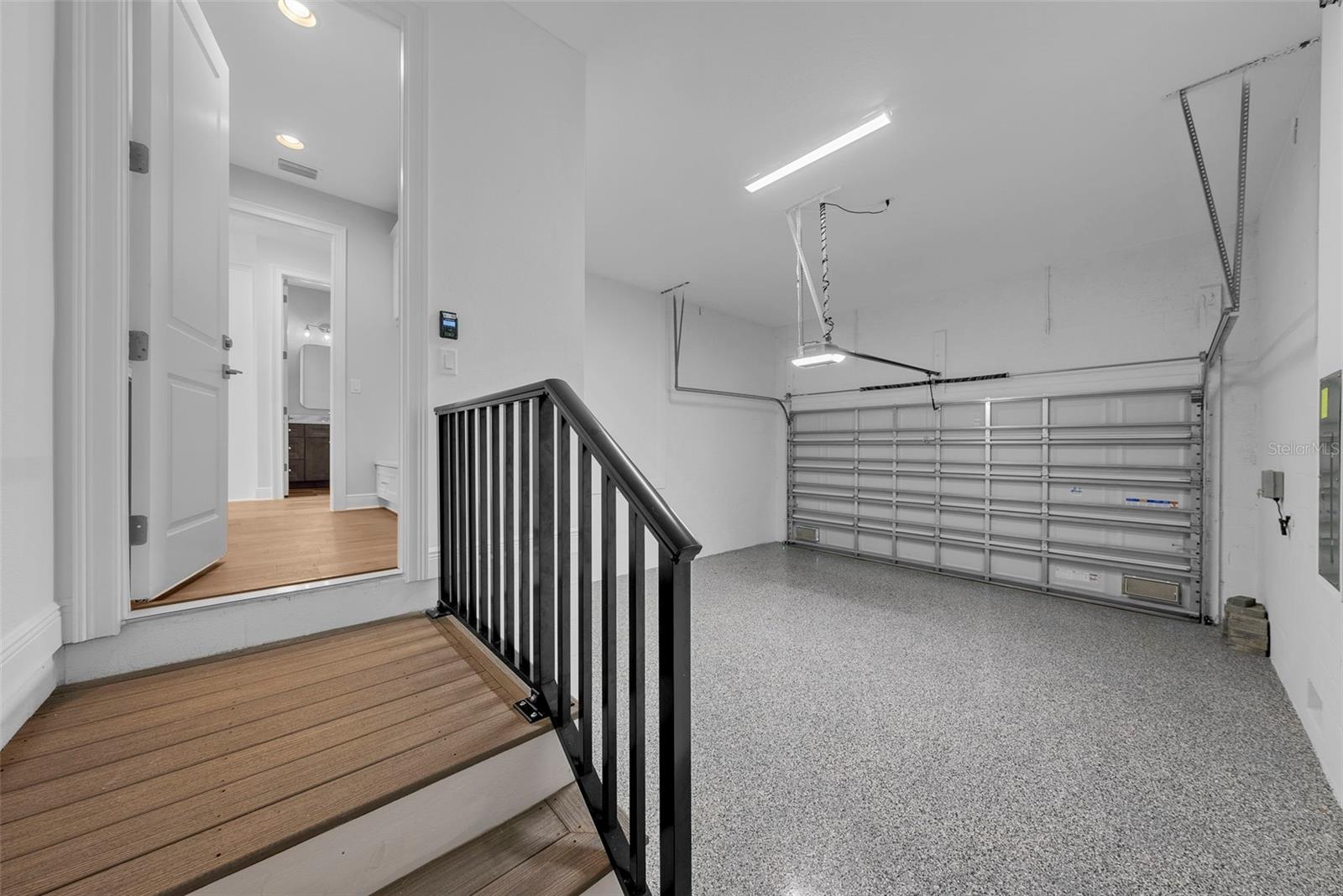 3612 W RENELLIE CIR, TAMPA, FL, 33629