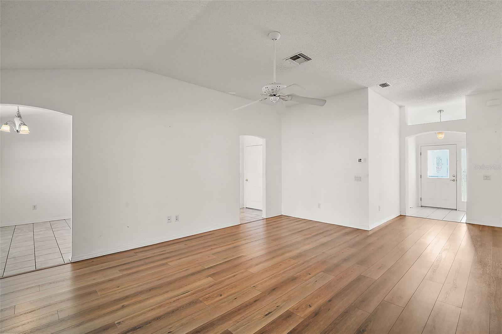 1711 AUGUSTINE DR, THE VILLAGES, FL, 32159