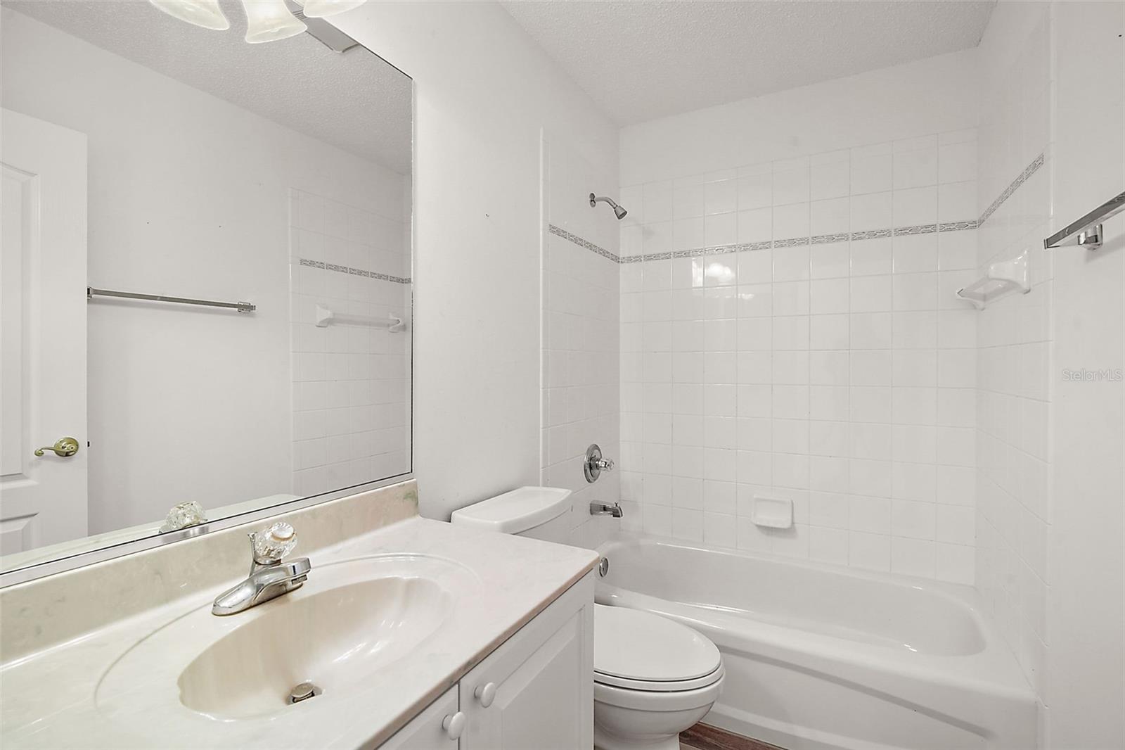 1711 AUGUSTINE DR, THE VILLAGES, FL, 32159