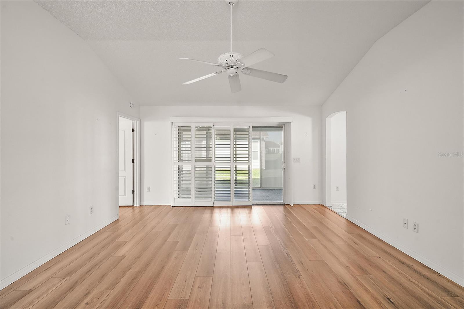 1711 AUGUSTINE DR, THE VILLAGES, FL, 32159