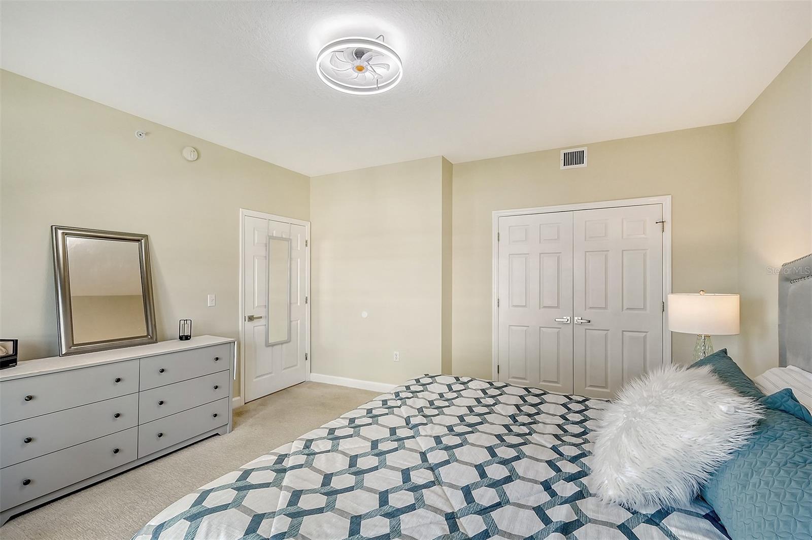 750 N TAMIAMI TRL #302, SARASOTA, FL, 34236