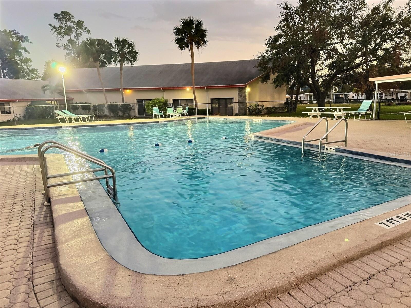 667 SUGAR PALM ST, LARGO, FL, 33778