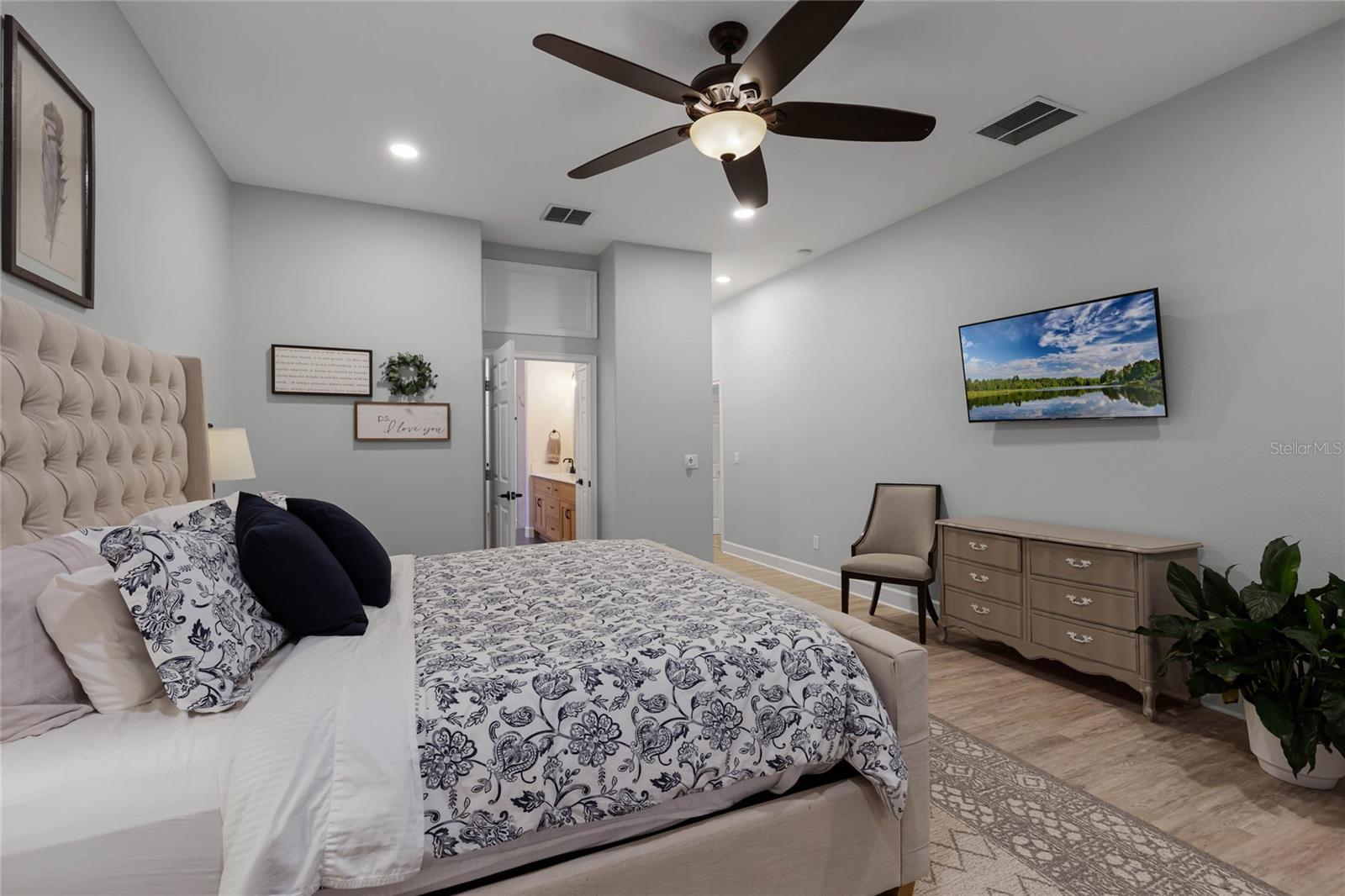 2033 STEFANO CT, MOUNT DORA, FL, 32757