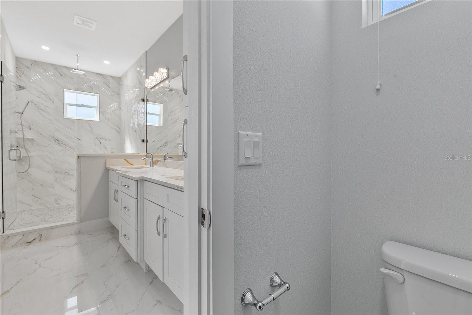 7214 BLOSSOM AVE, TAMPA, FL, 33614