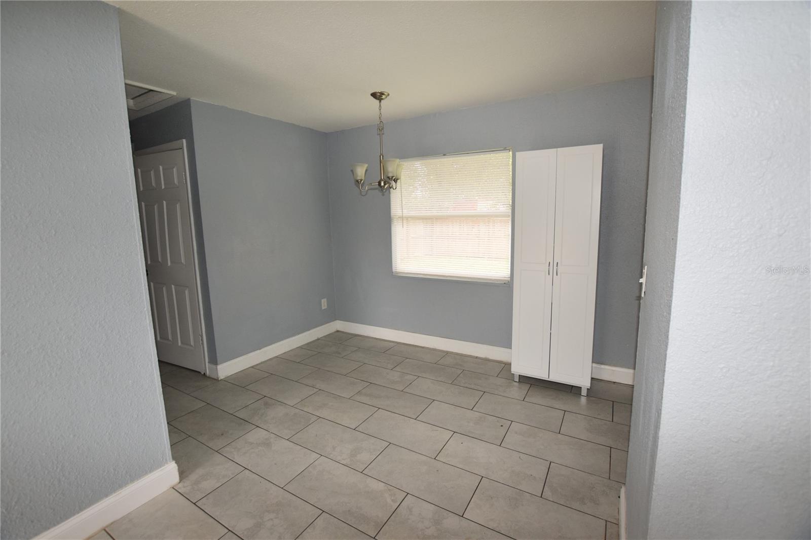 4941 N PINE HILLS RD, ORLANDO, FL, 32808