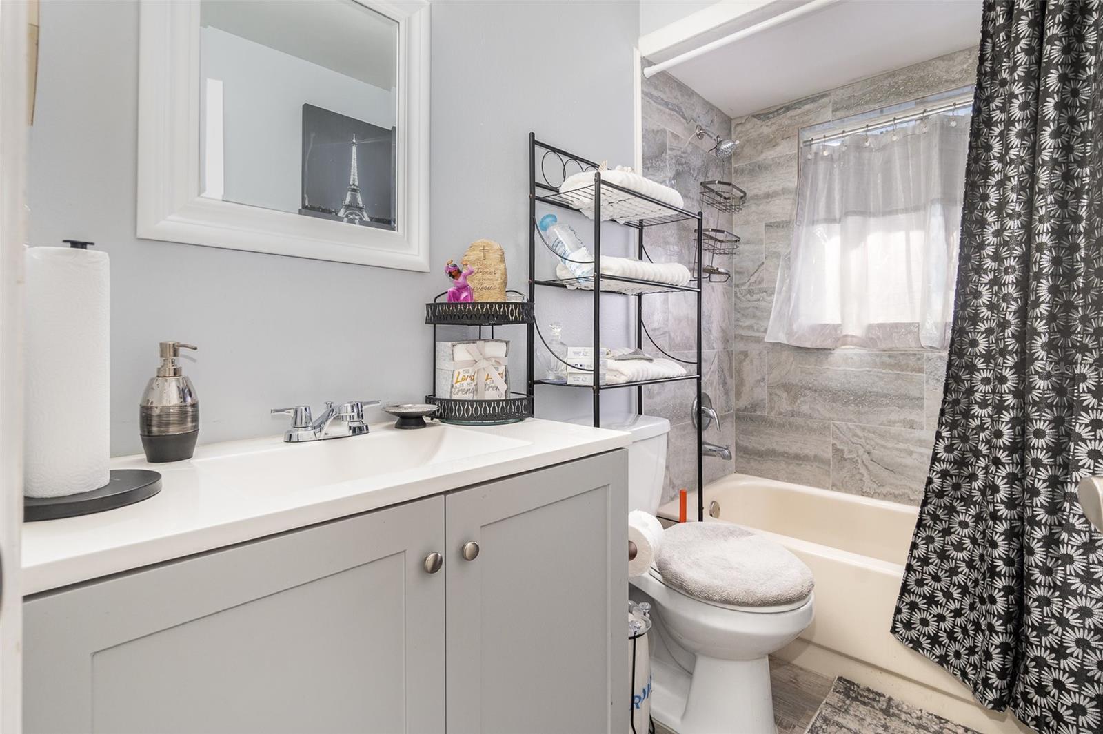 4963 NEPONSET AVE, ORLANDO, FL, 32808
