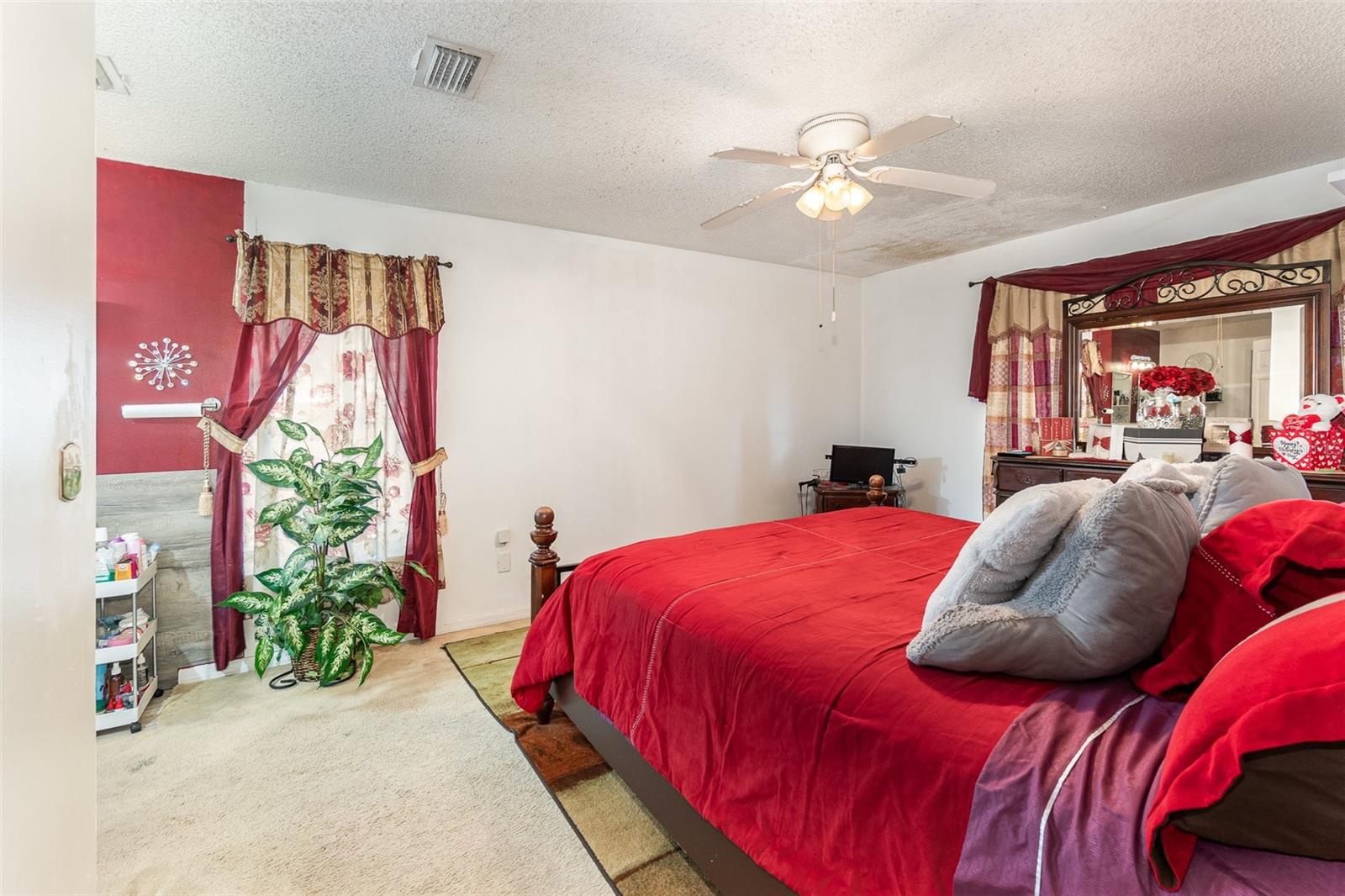 4963 NEPONSET AVE, ORLANDO, FL, 32808
