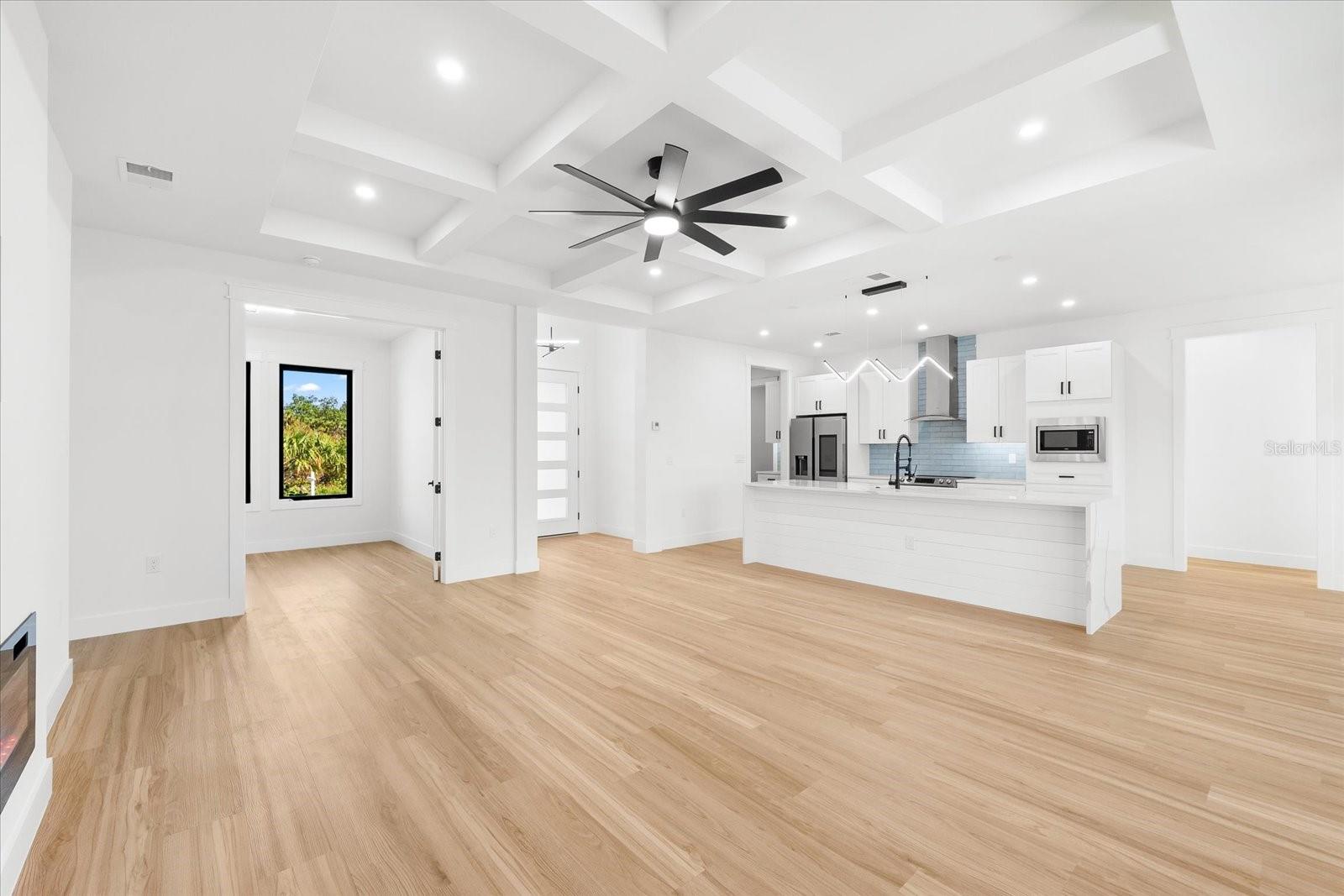10107 BOYLSTON ST, PORT CHARLOTTE, FL, 33981