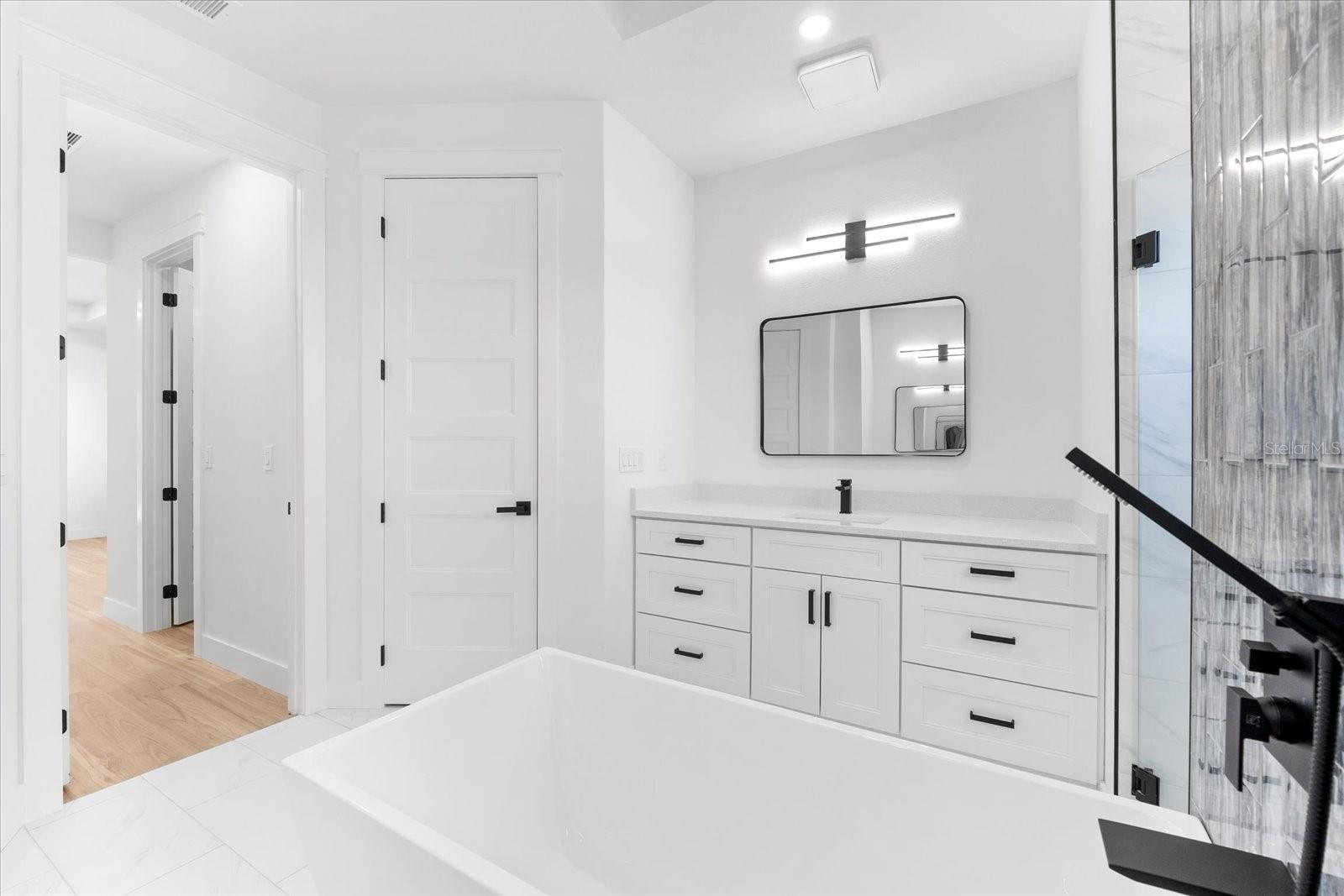 10107 BOYLSTON ST, PORT CHARLOTTE, FL, 33981