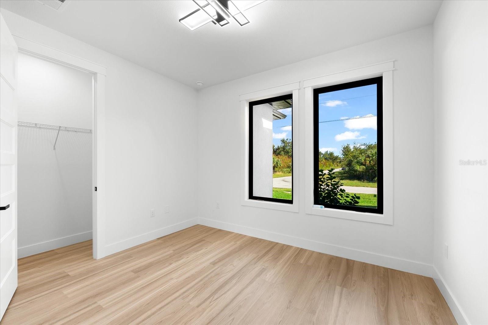 10107 BOYLSTON ST, PORT CHARLOTTE, FL, 33981