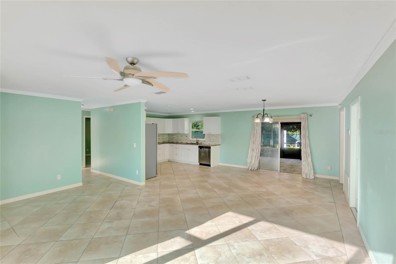 608 GROVEWOOD AVE, SANFORD, FL, 32773