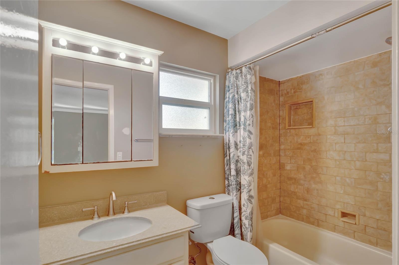 608 GROVEWOOD AVE, SANFORD, FL, 32773