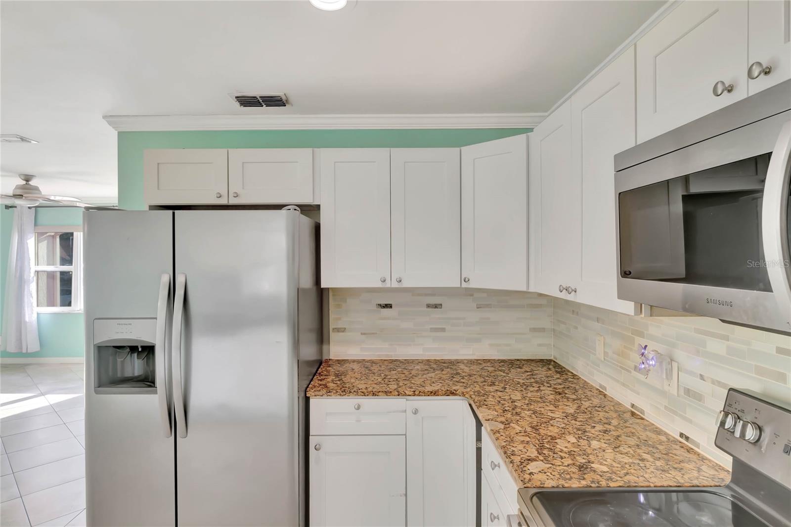 608 GROVEWOOD AVE, SANFORD, FL, 32773
