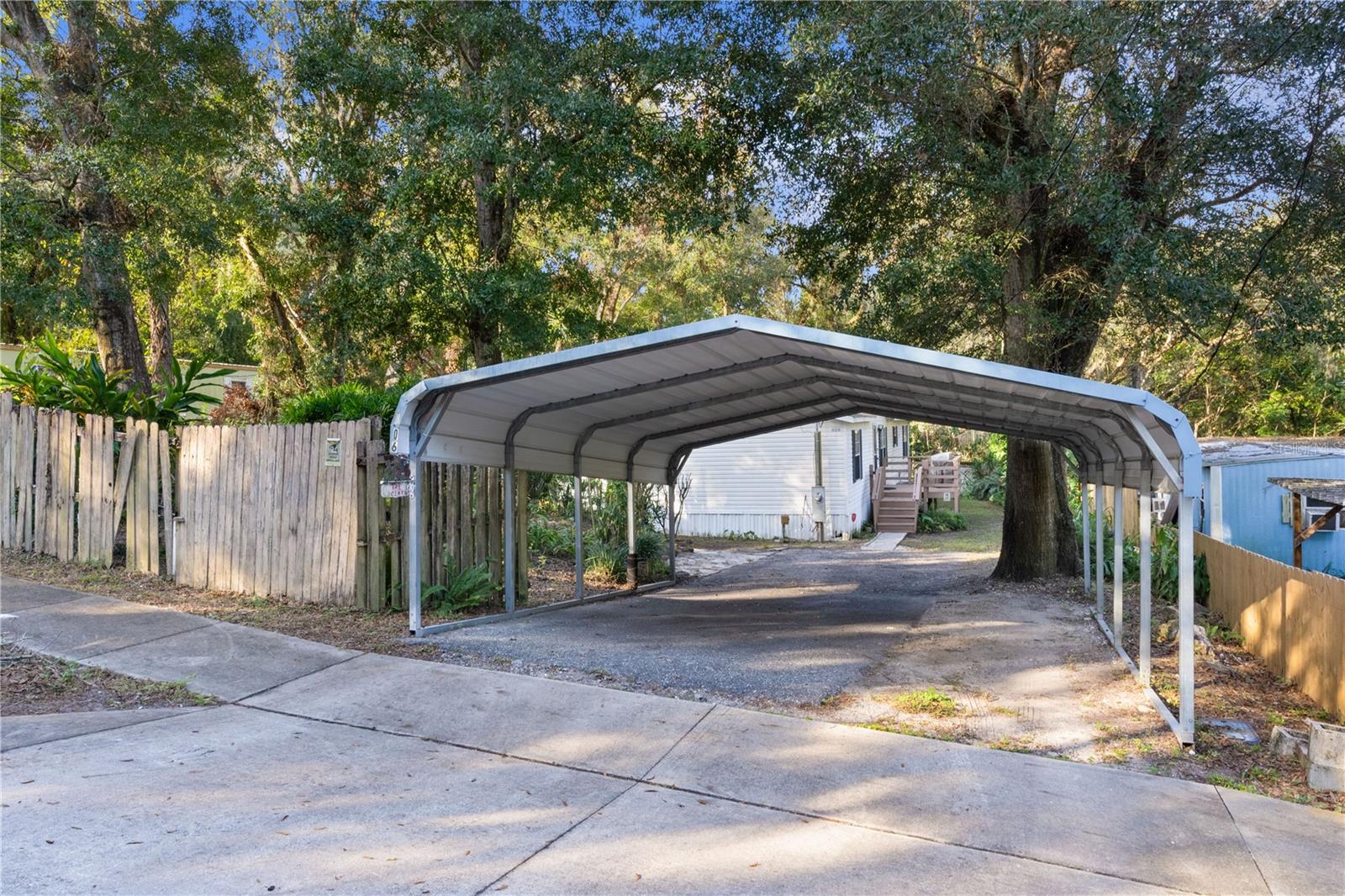 806 SUMMIT ST, LADY LAKE, FL, 32159