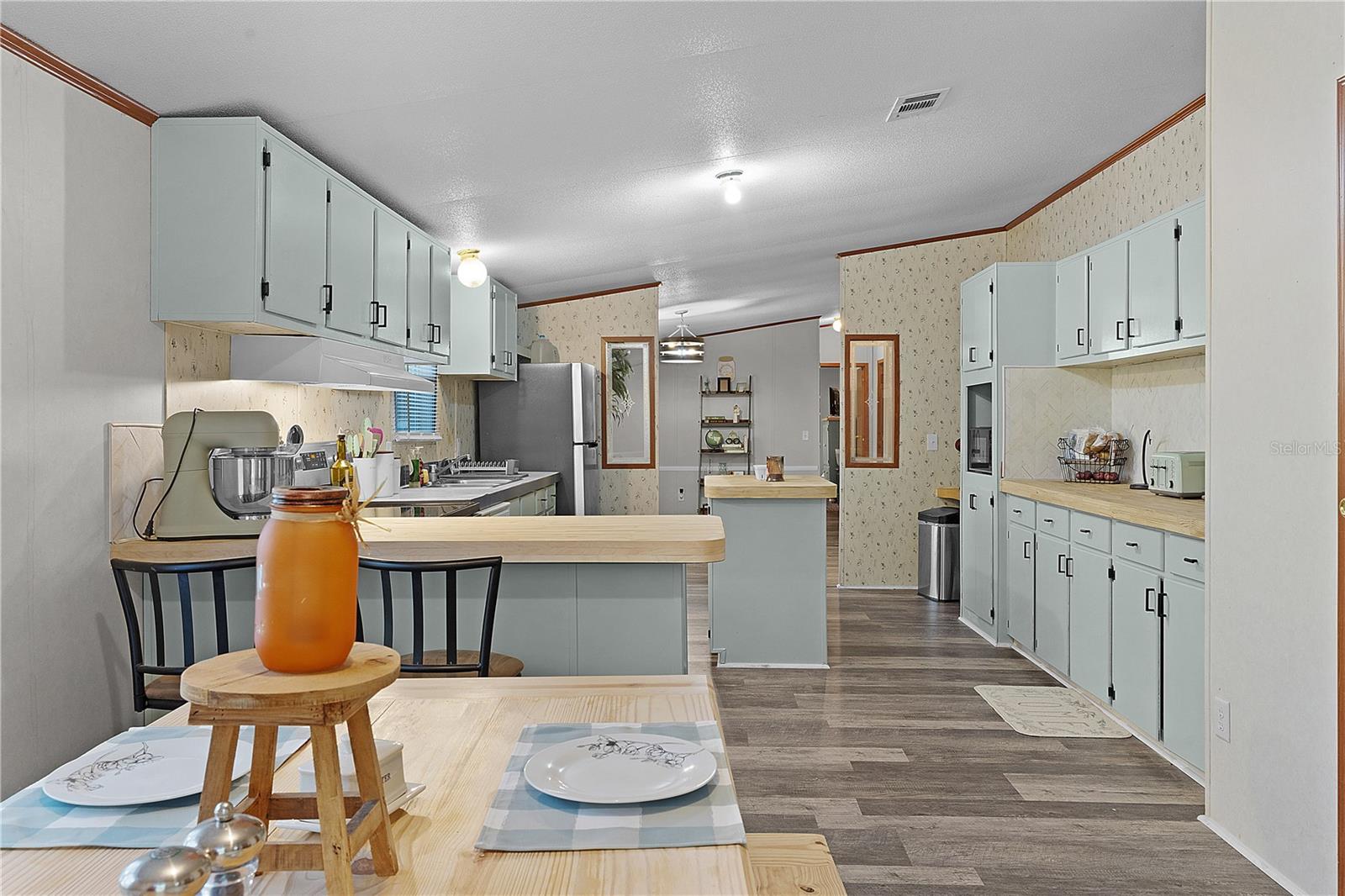 806 SUMMIT ST, LADY LAKE, FL, 32159