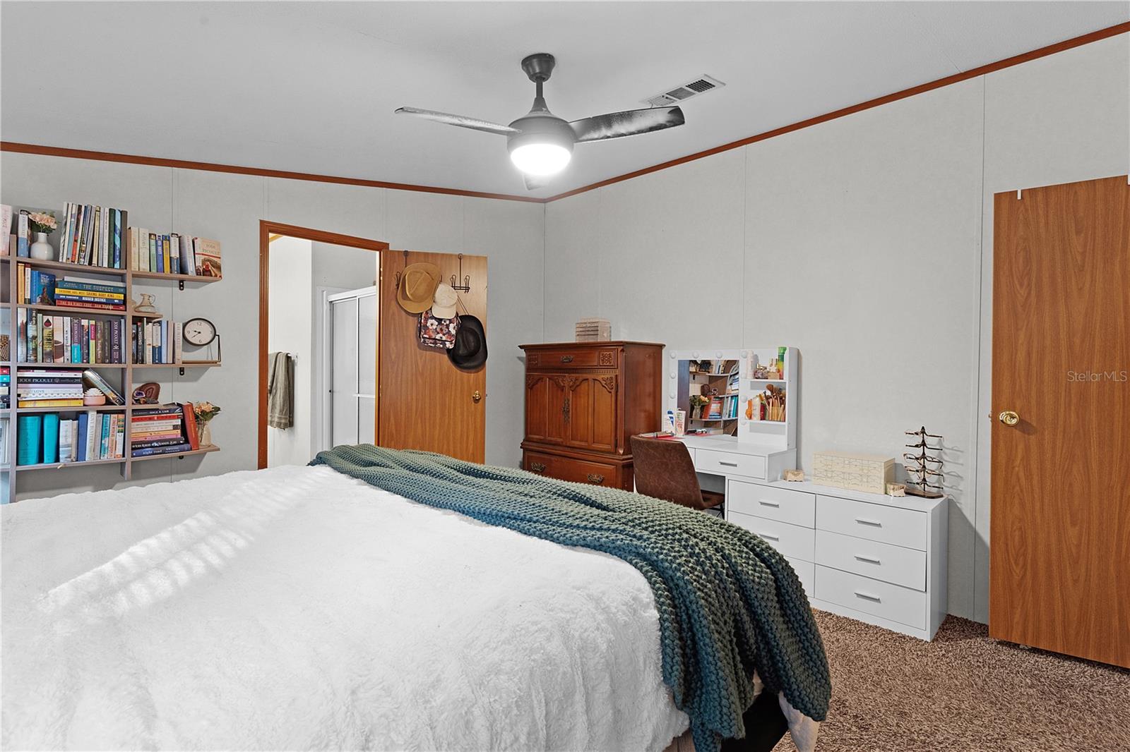 806 SUMMIT ST, LADY LAKE, FL, 32159