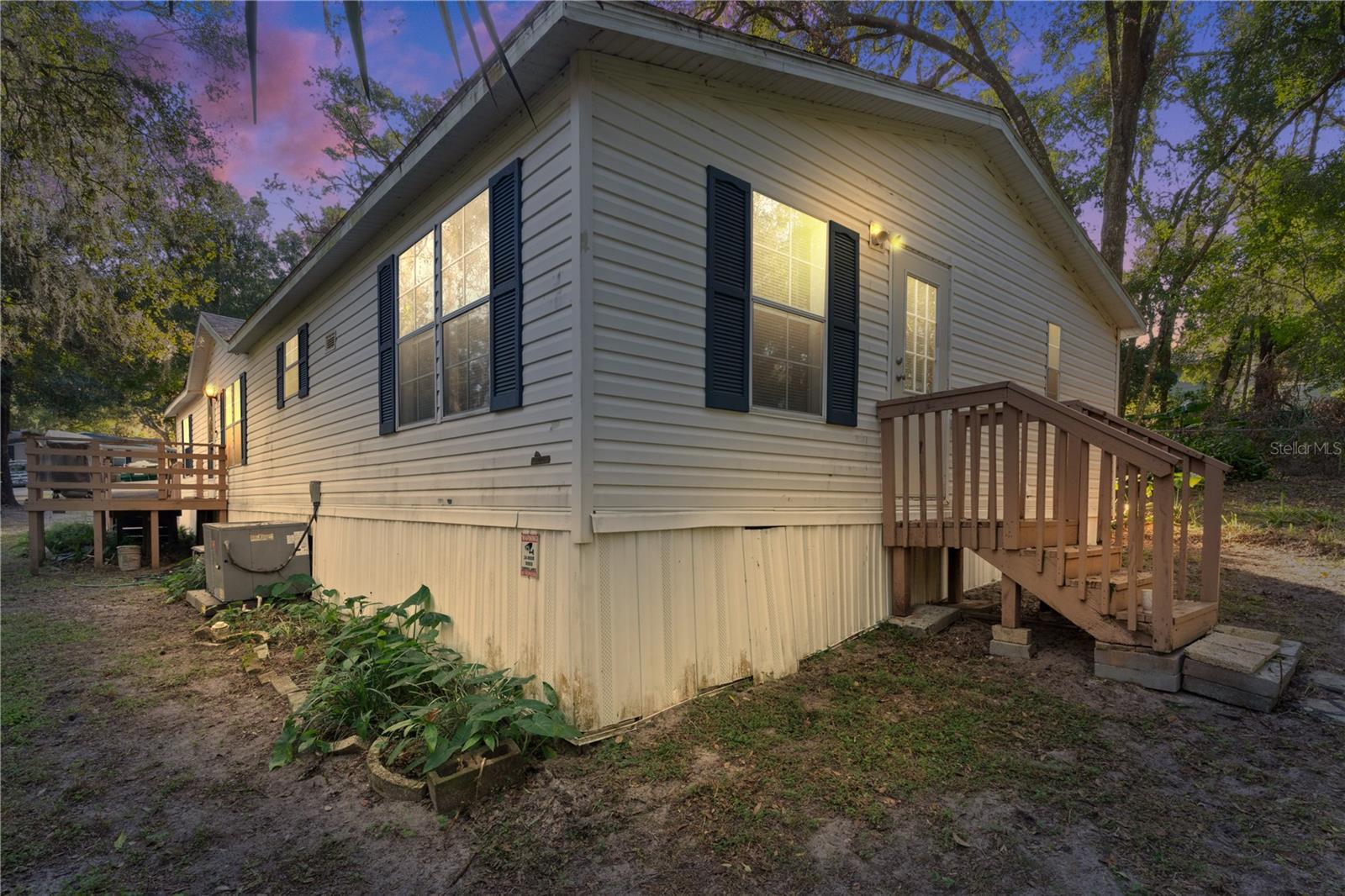 806 SUMMIT ST, LADY LAKE, FL, 32159
