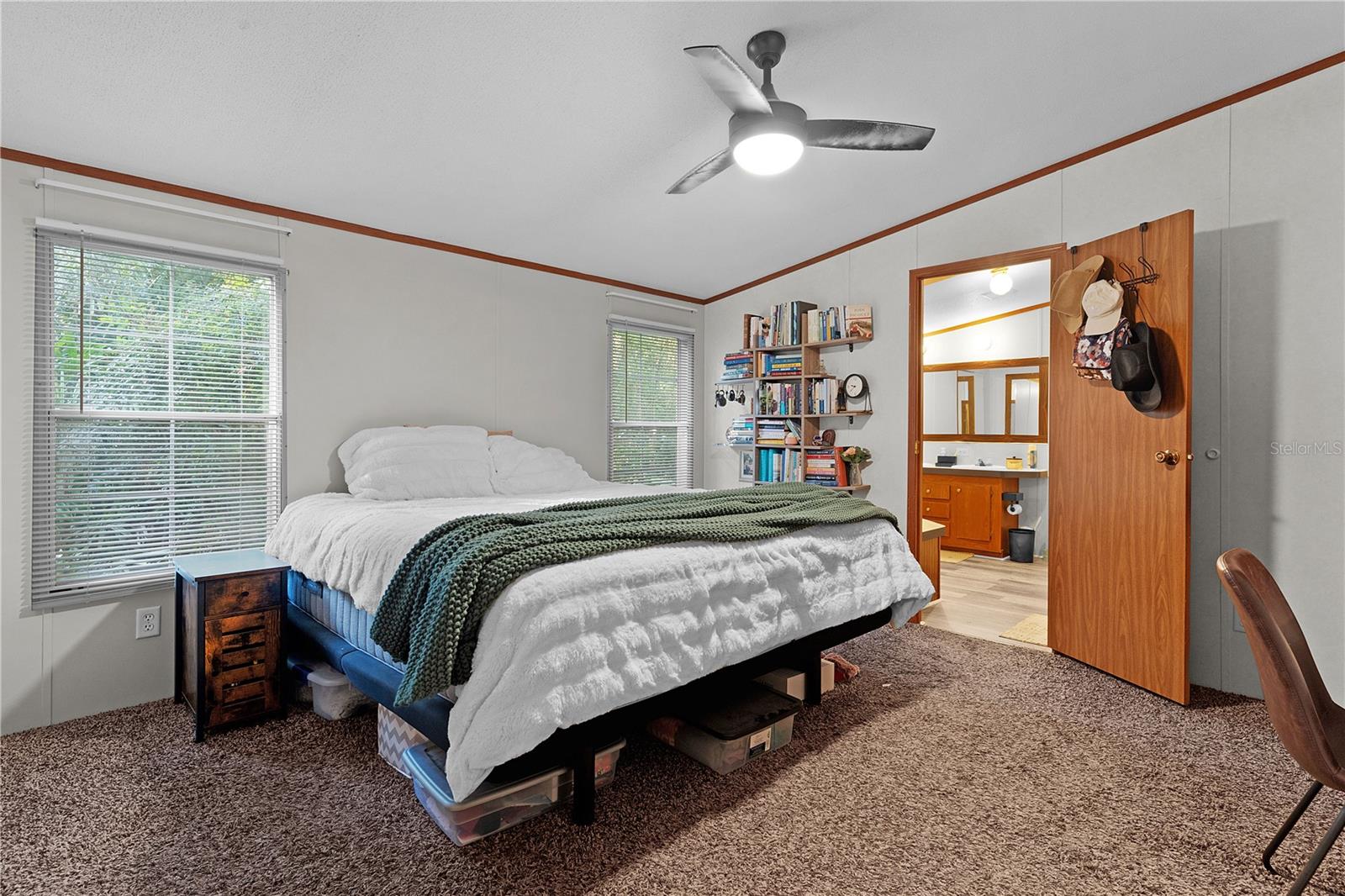 806 SUMMIT ST, LADY LAKE, FL, 32159