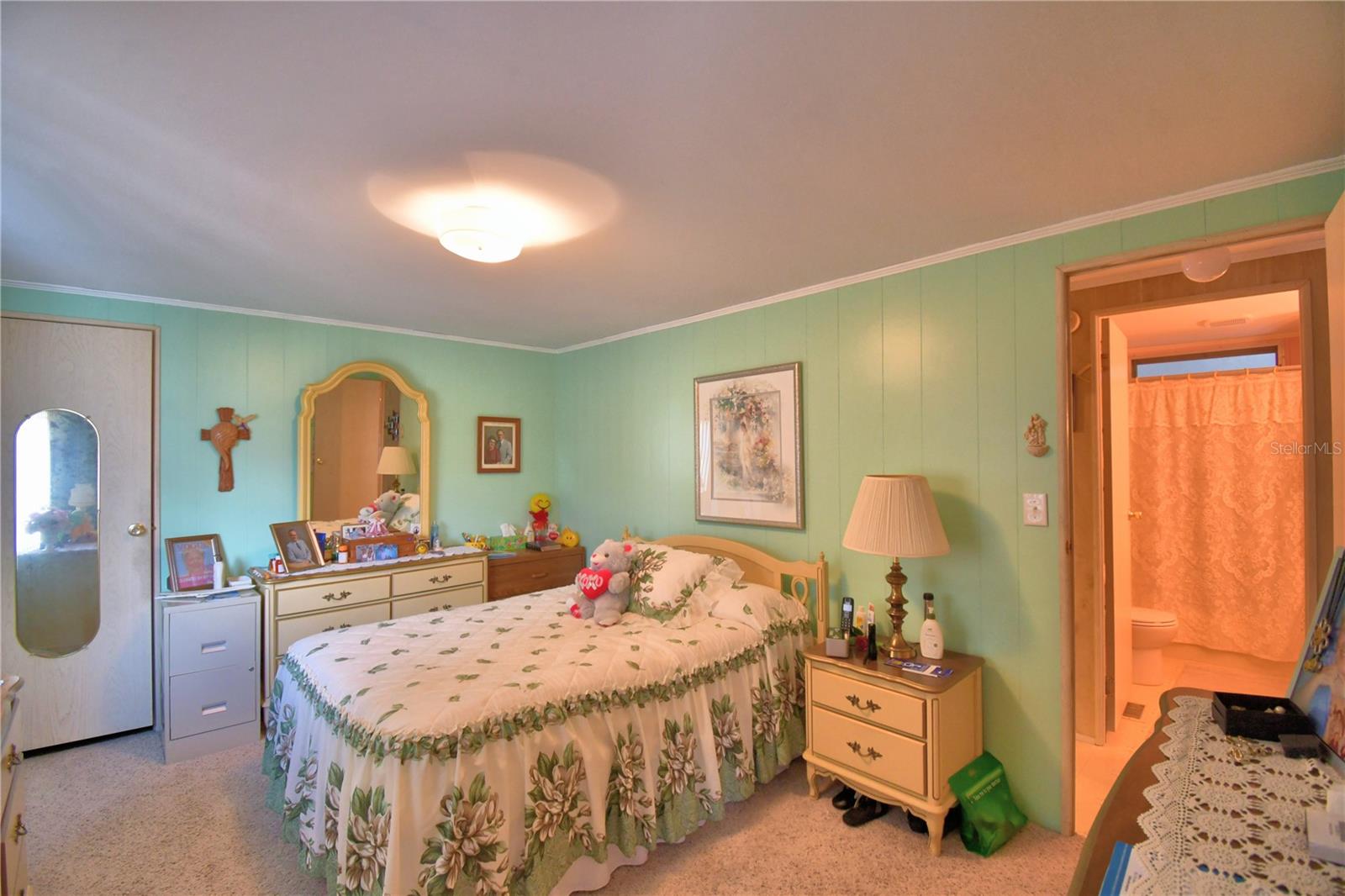 P4932743 Property Photo