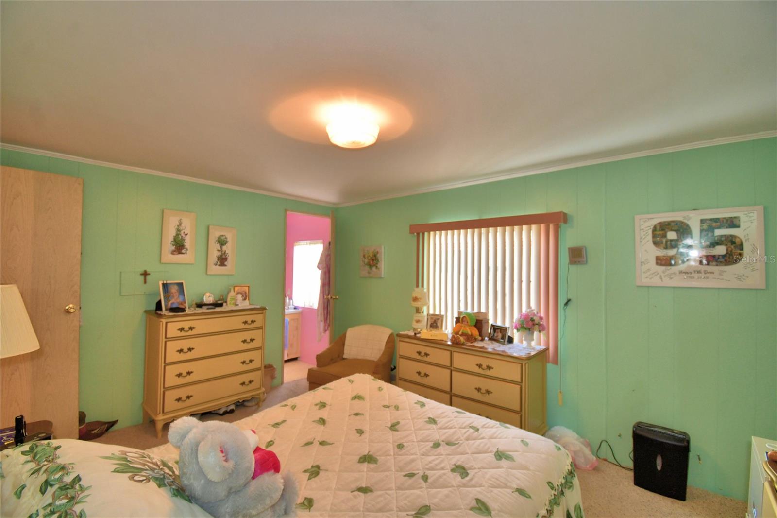 P4932743 Property Photo