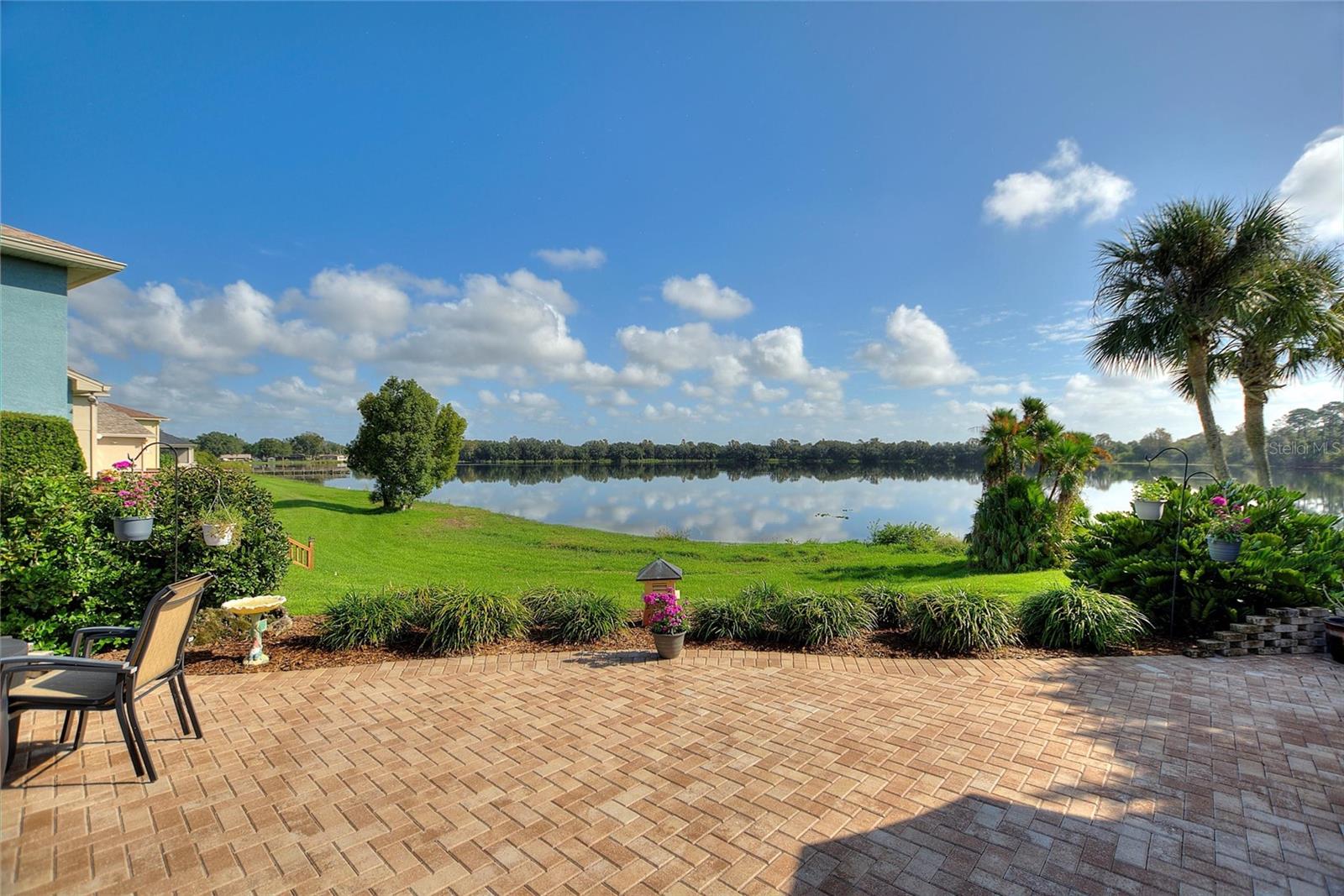 652 MEANDERING WAY, POLK CITY, FL, 33868
