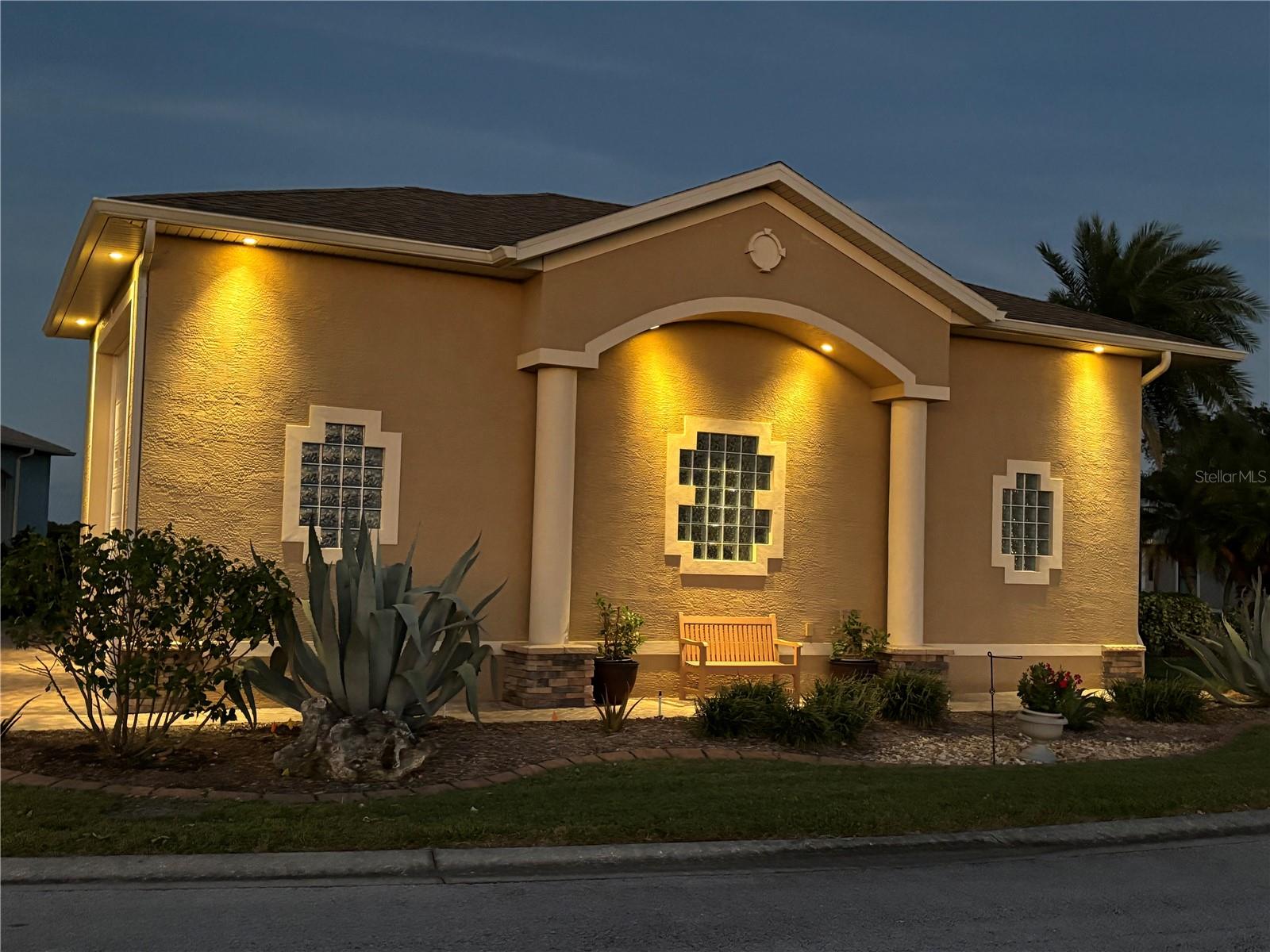 652 MEANDERING WAY, POLK CITY, FL, 33868