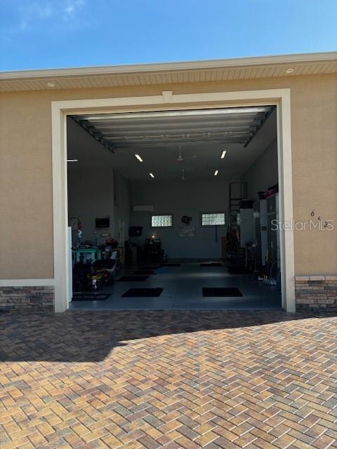 652 MEANDERING WAY, POLK CITY, FL, 33868