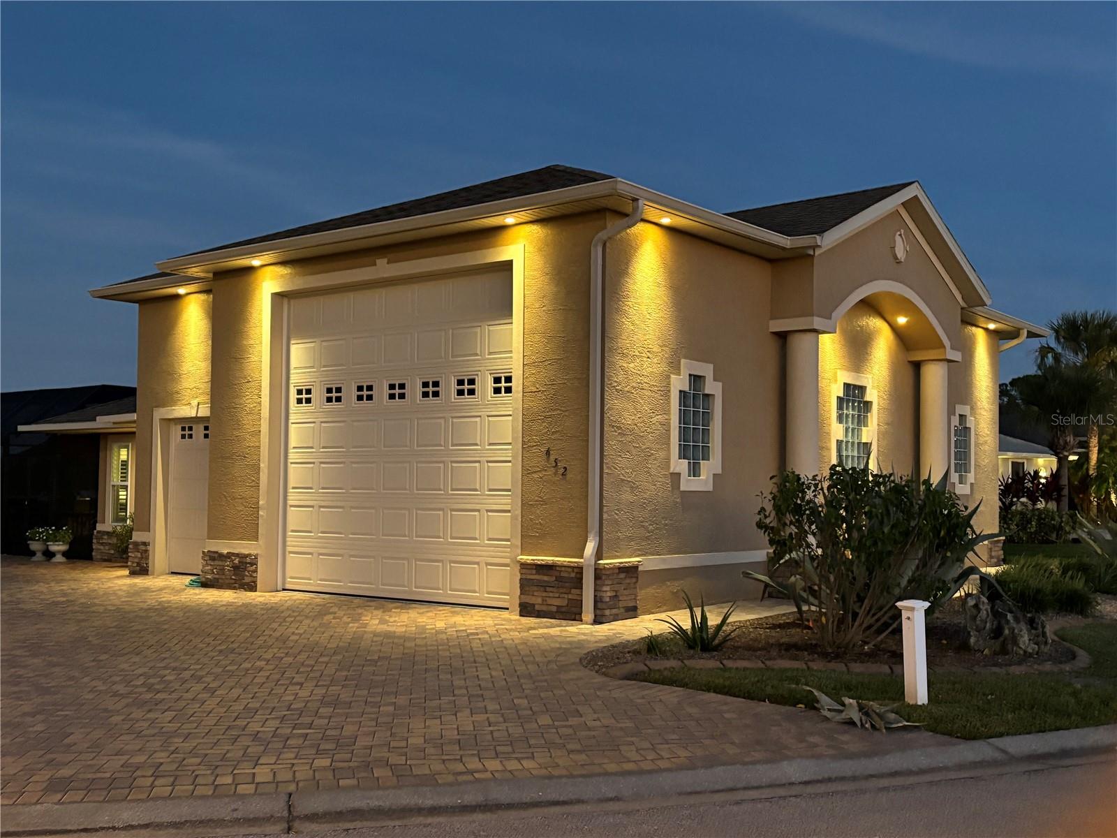 652 MEANDERING WAY, POLK CITY, FL, 33868