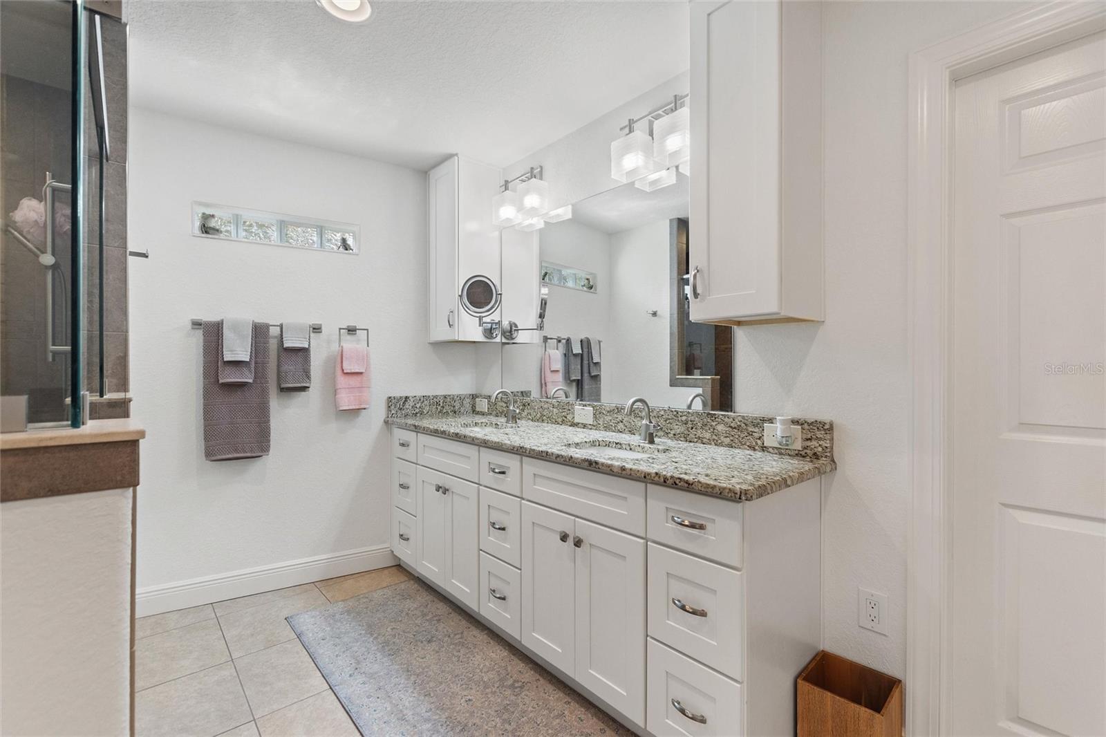 652 MEANDERING WAY, POLK CITY, FL, 33868