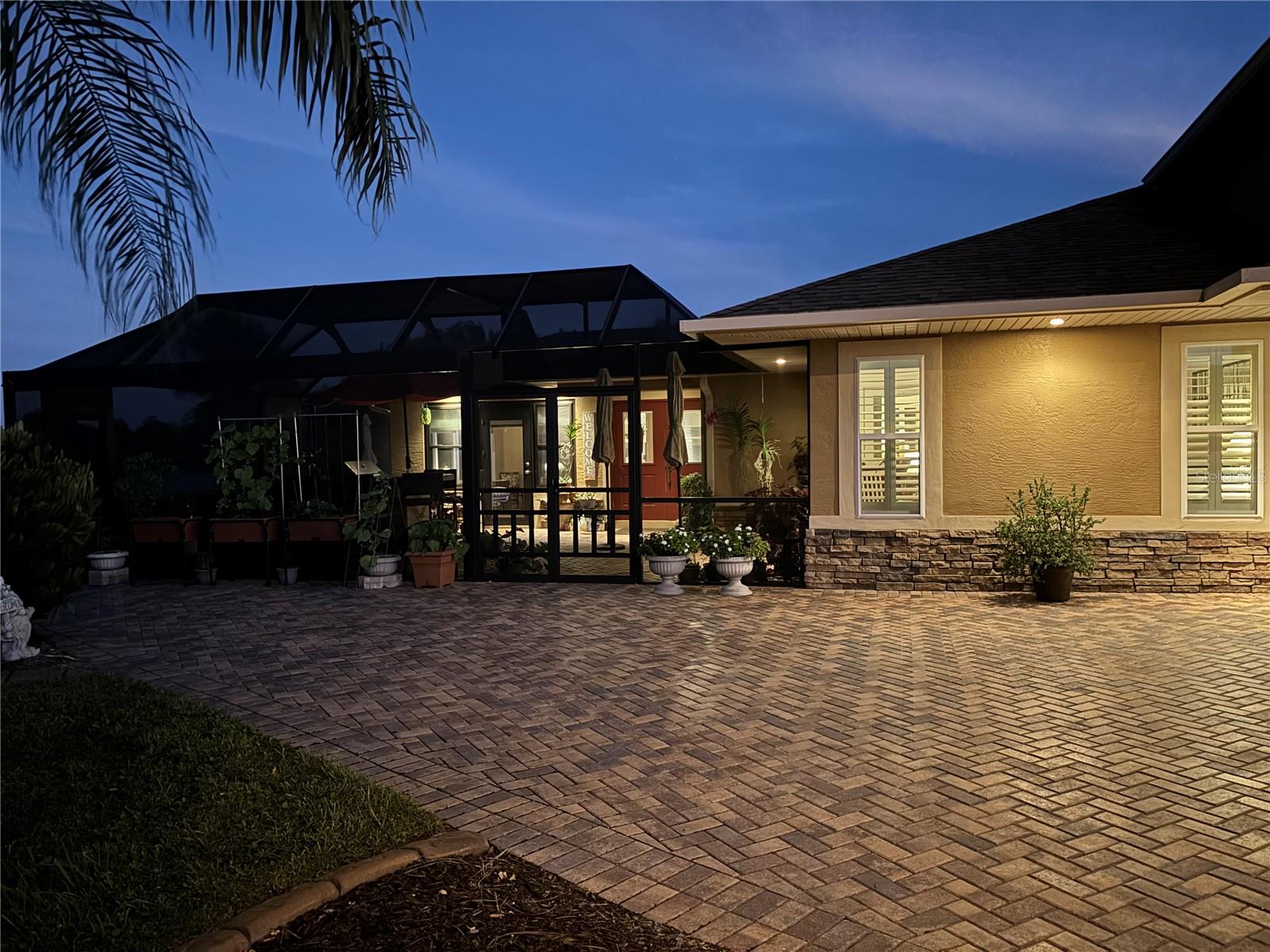 652 MEANDERING WAY, POLK CITY, FL, 33868