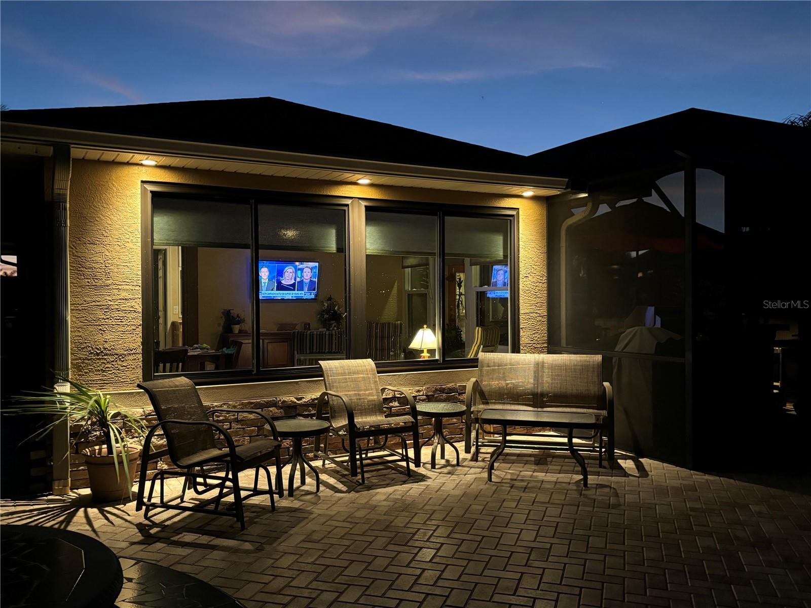 652 MEANDERING WAY, POLK CITY, FL, 33868