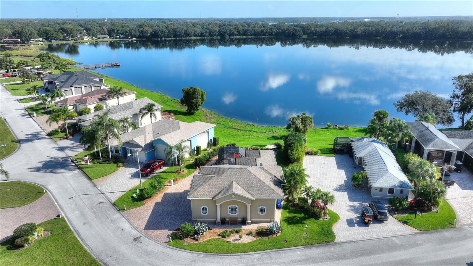652 MEANDERING WAY, POLK CITY, FL, 33868