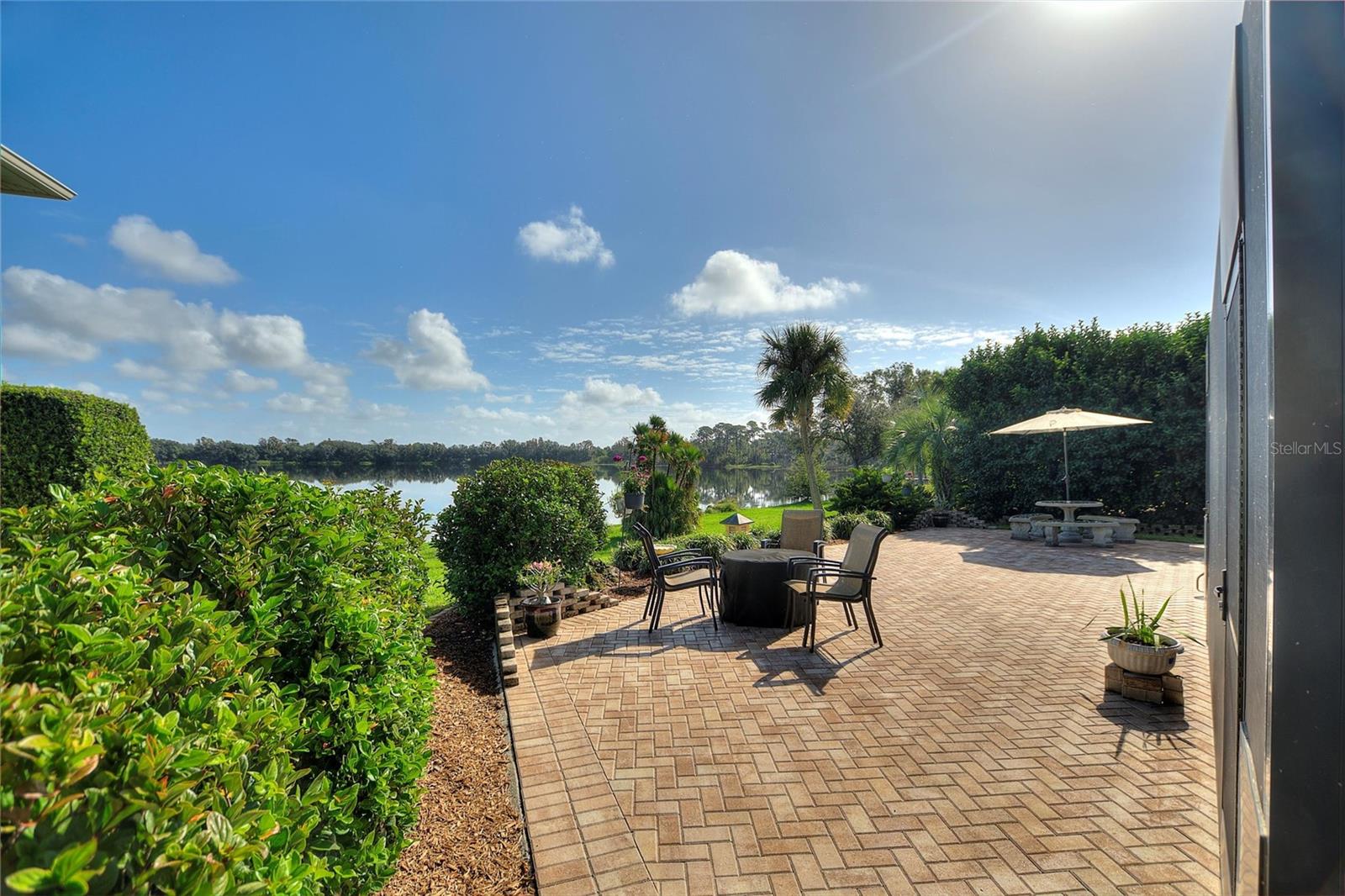 652 MEANDERING WAY, POLK CITY, FL, 33868