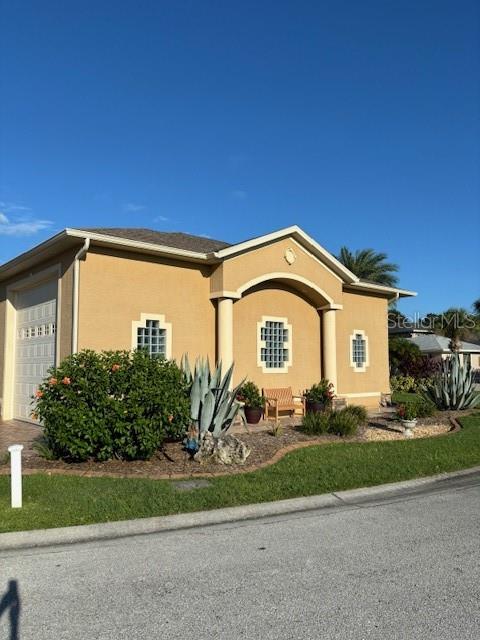 652 MEANDERING WAY, POLK CITY, FL, 33868