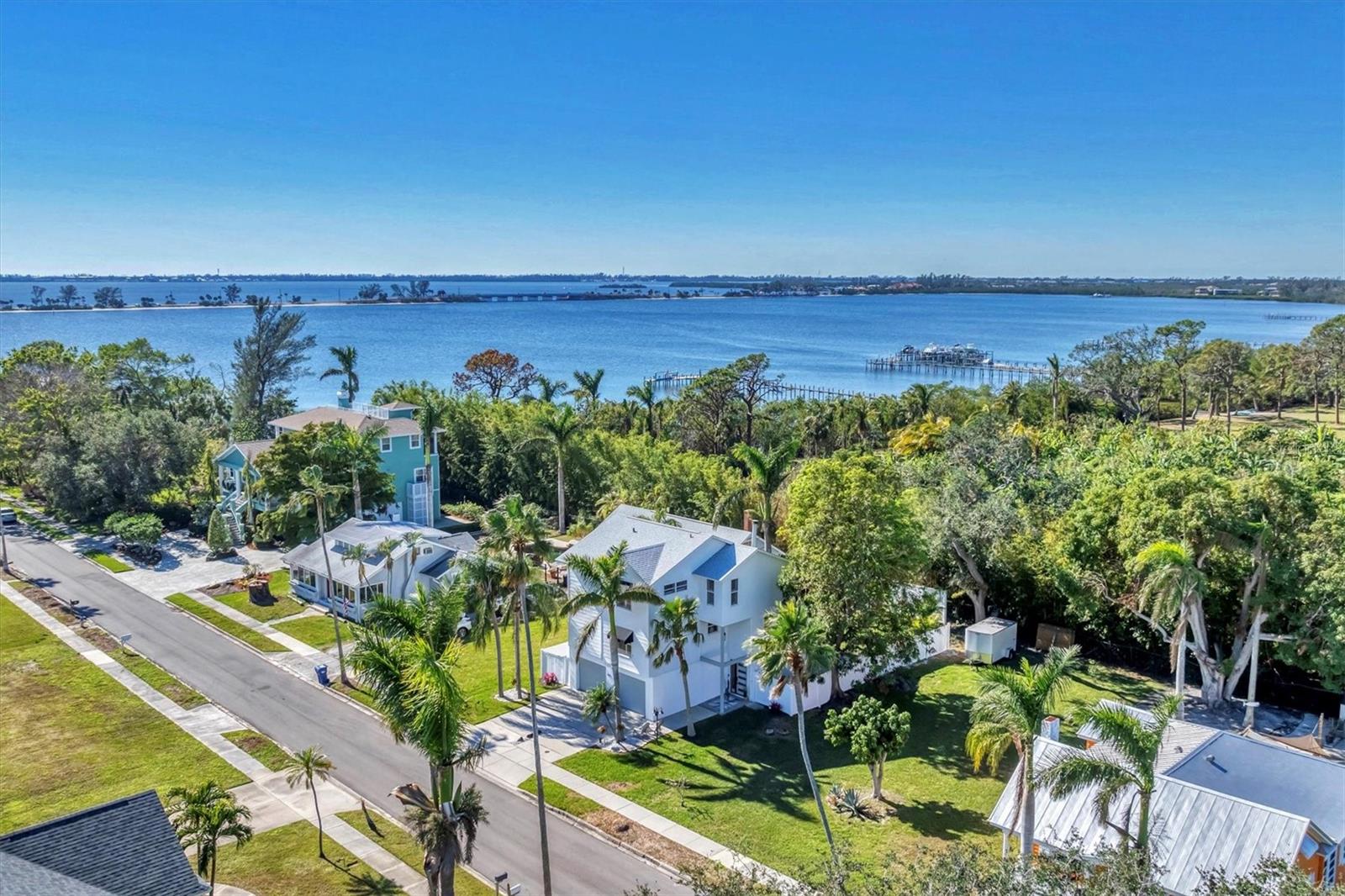 602 84TH ST NW, BRADENTON, FL, 34209