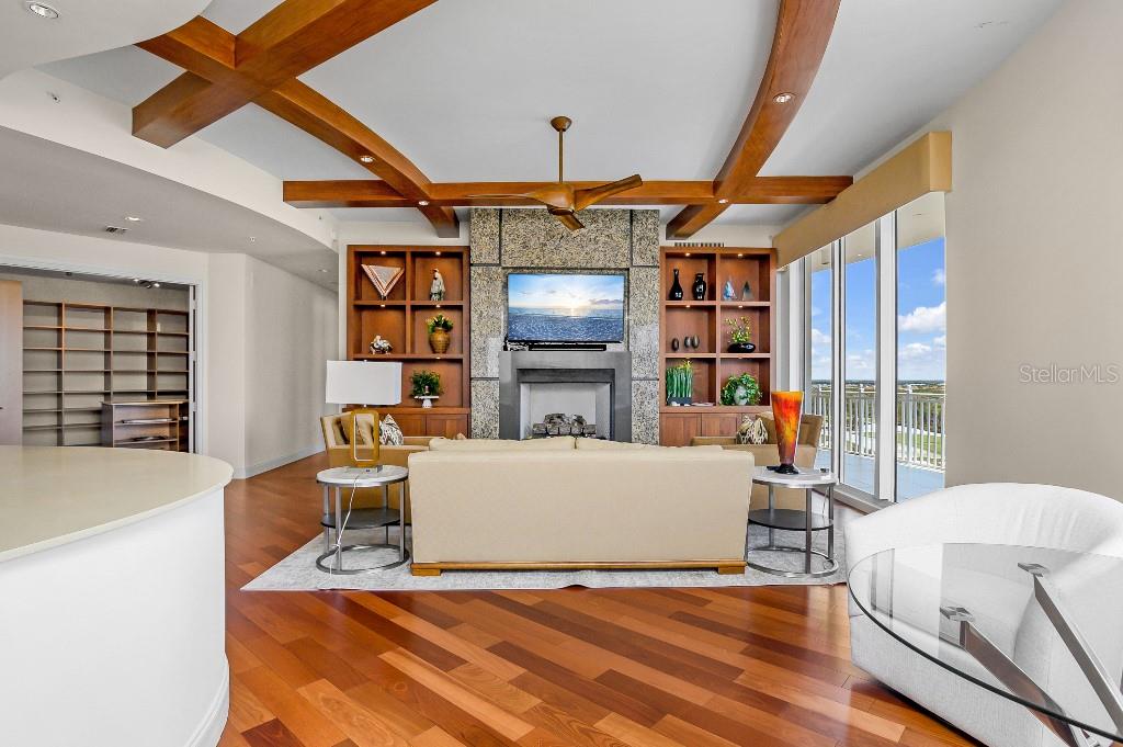 13675 VANDERBILT DR #1105, NAPLES, FL, 34110